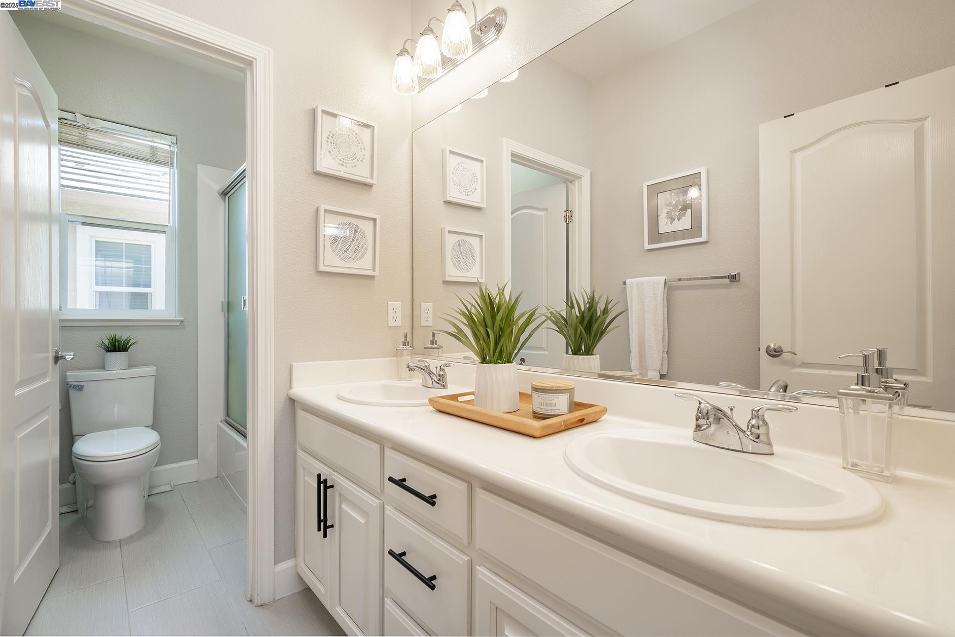 Detail Gallery Image 26 of 42 For 122 Center Ct, Danville,  CA 94506 - 4 Beds | 2/1 Baths