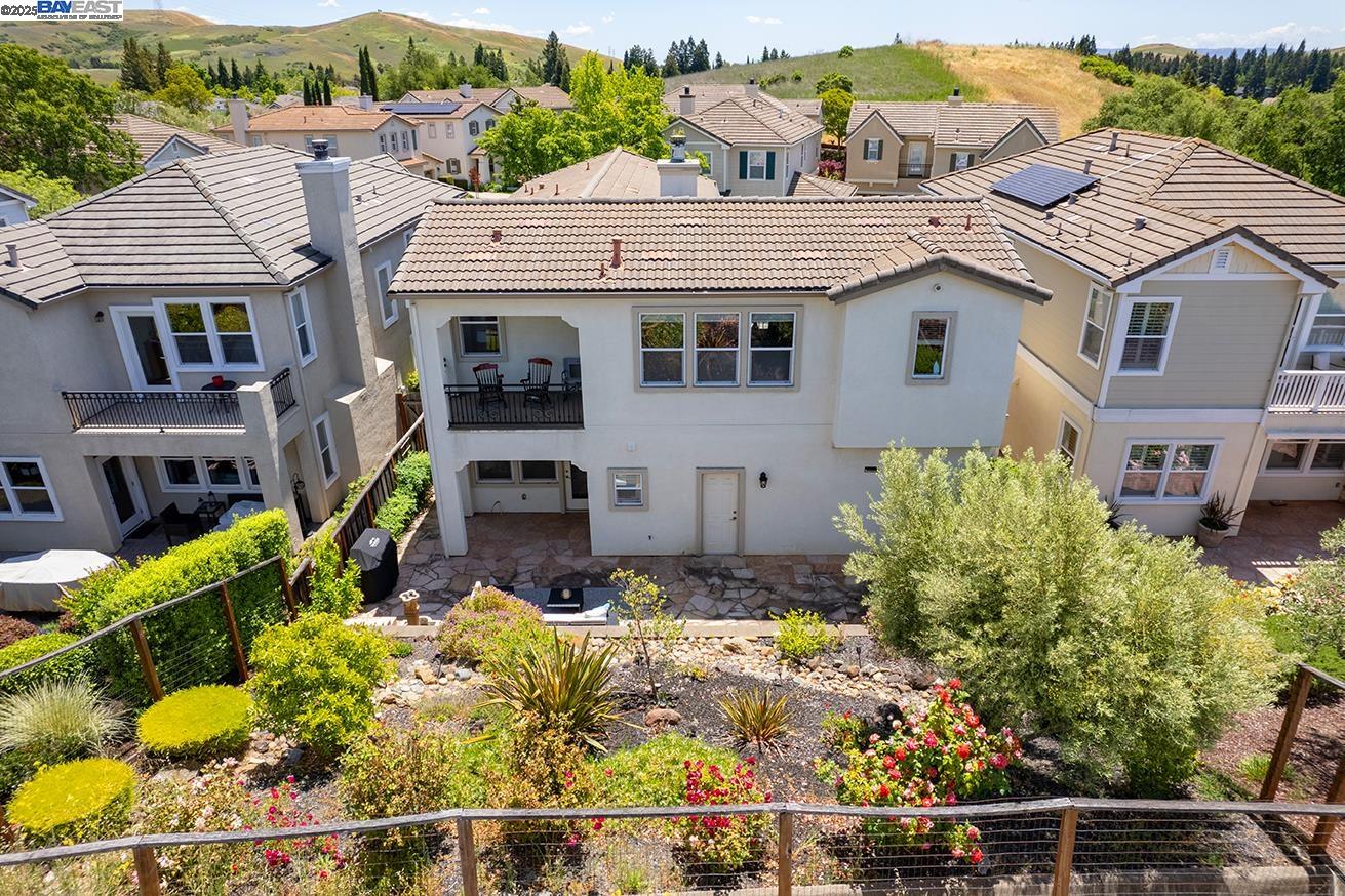 Detail Gallery Image 32 of 42 For 122 Center Ct, Danville,  CA 94506 - 4 Beds | 2/1 Baths