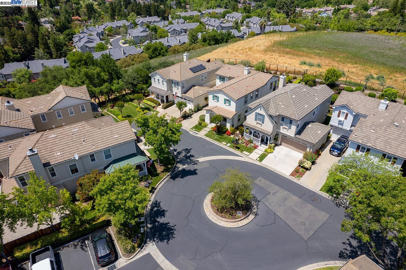 Detail Gallery Image 36 of 42 For 122 Center Ct, Danville,  CA 94506 - 4 Beds | 2/1 Baths