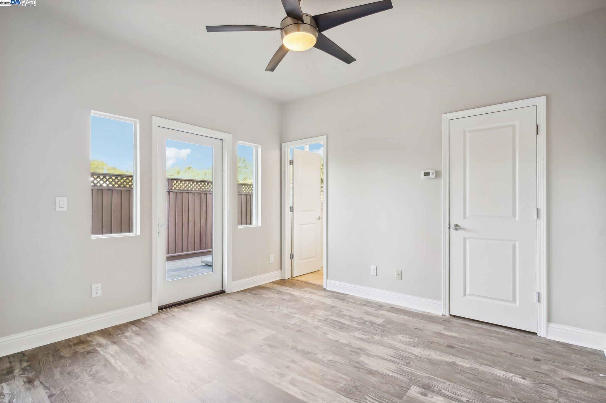 Detail Gallery Image 14 of 56 For 2636 Wisteria Way, Concord,  CA 94519 - 3 Beds | 3/1 Baths