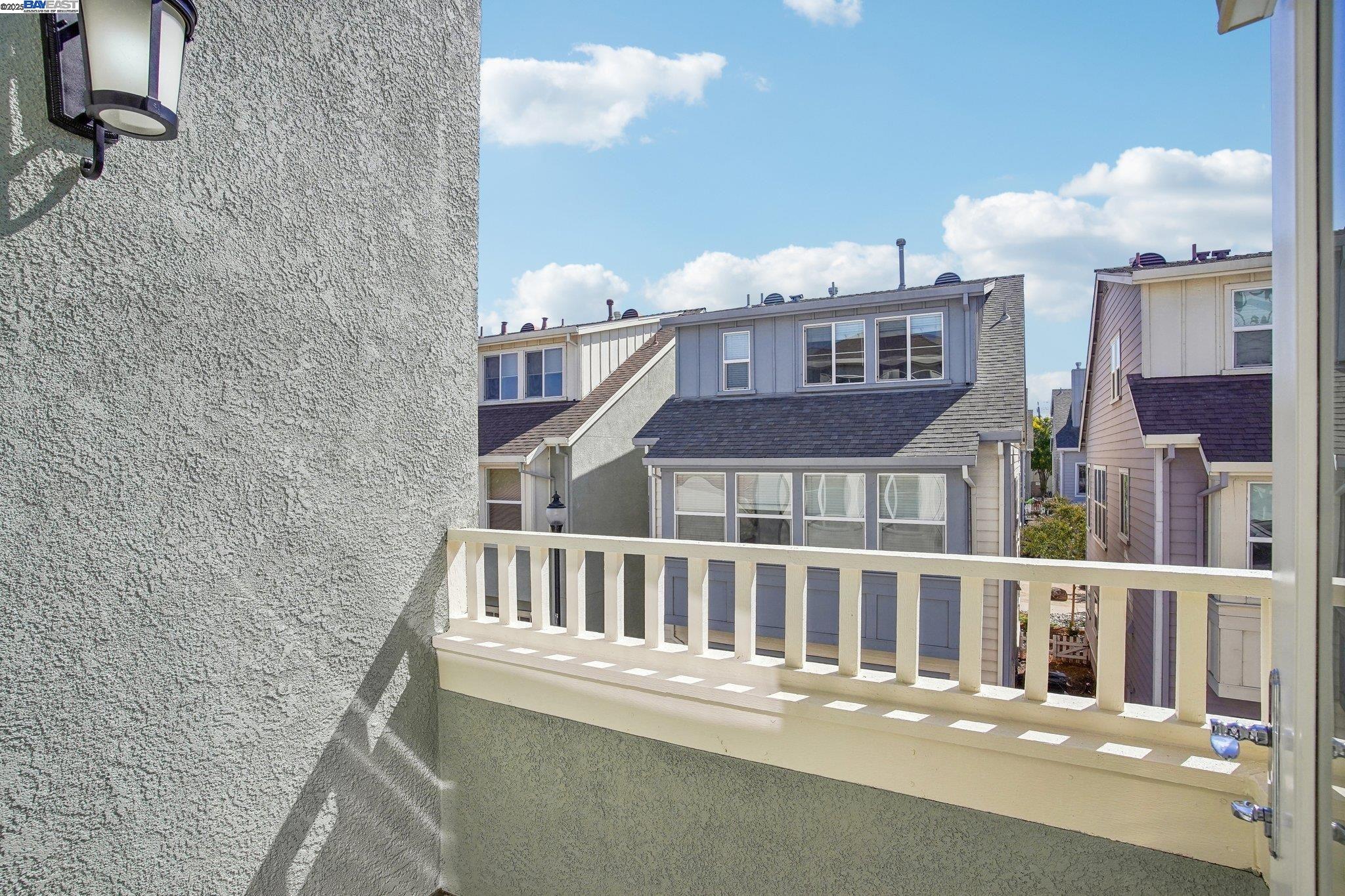 Detail Gallery Image 29 of 56 For 2636 Wisteria Way, Concord,  CA 94519 - 3 Beds | 3/1 Baths