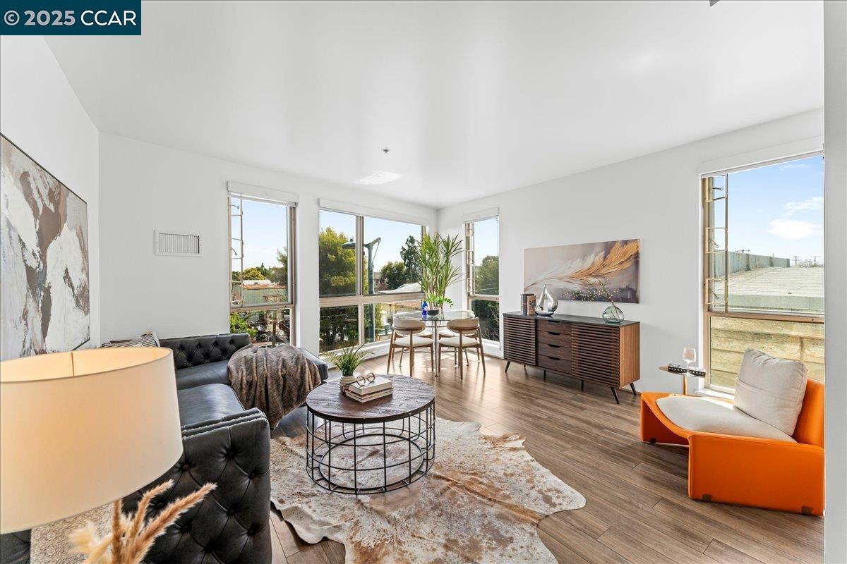 More Details about MLS # 41091649 : 1201 PINE ST # 365
