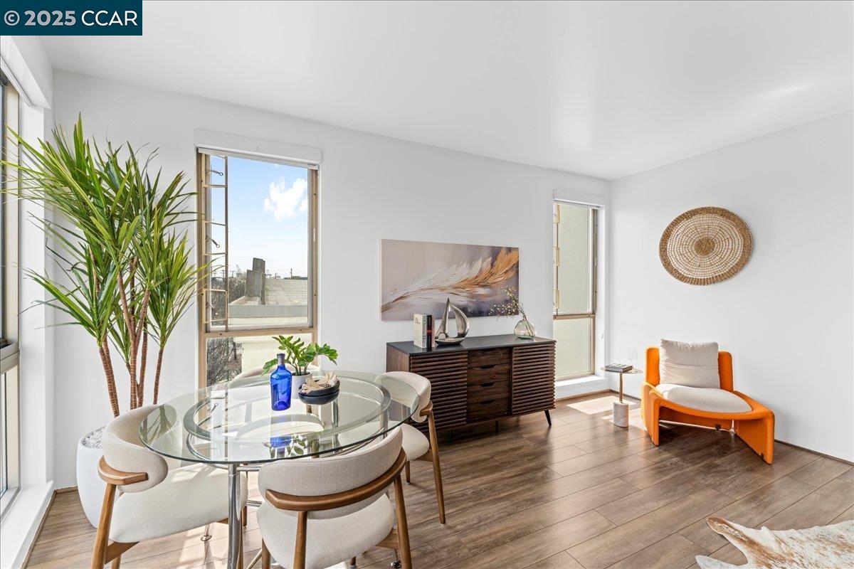 1201 Pine St # 365, Oakland, California 94607, 1 Bedroom Bedrooms, 3 Rooms Rooms,1 BathroomBathrooms,Residential,For Sale,1201 Pine St # 365,41091649