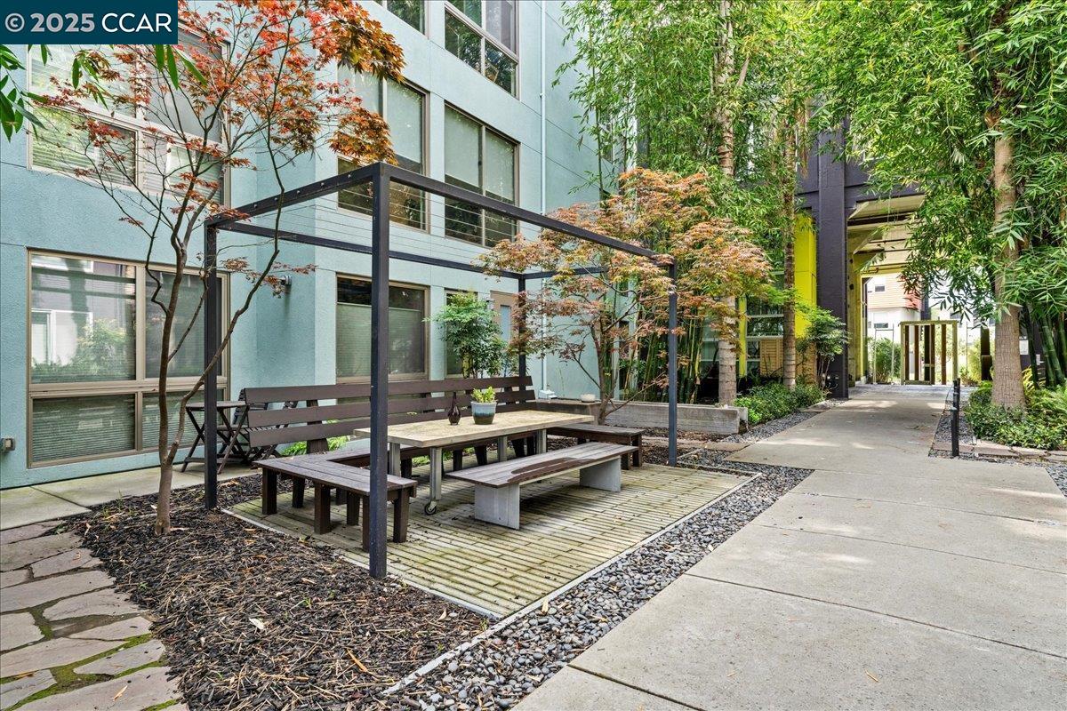 1201 Pine St # 365, Oakland, California 94607, 1 Bedroom Bedrooms, 3 Rooms Rooms,1 BathroomBathrooms,Residential,For Sale,1201 Pine St # 365,41091649