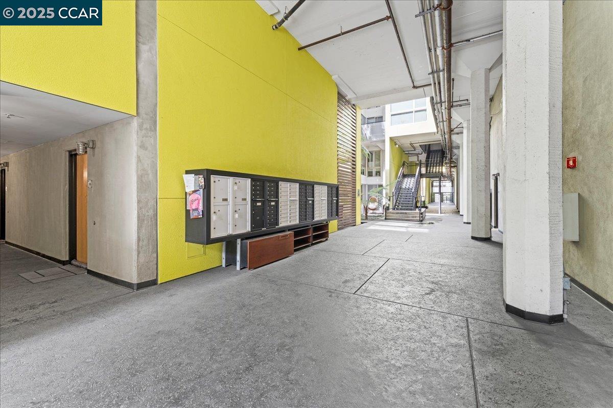 1201 Pine St # 365, Oakland, California 94607, 1 Bedroom Bedrooms, 3 Rooms Rooms,1 BathroomBathrooms,Residential,For Sale,1201 Pine St # 365,41091649