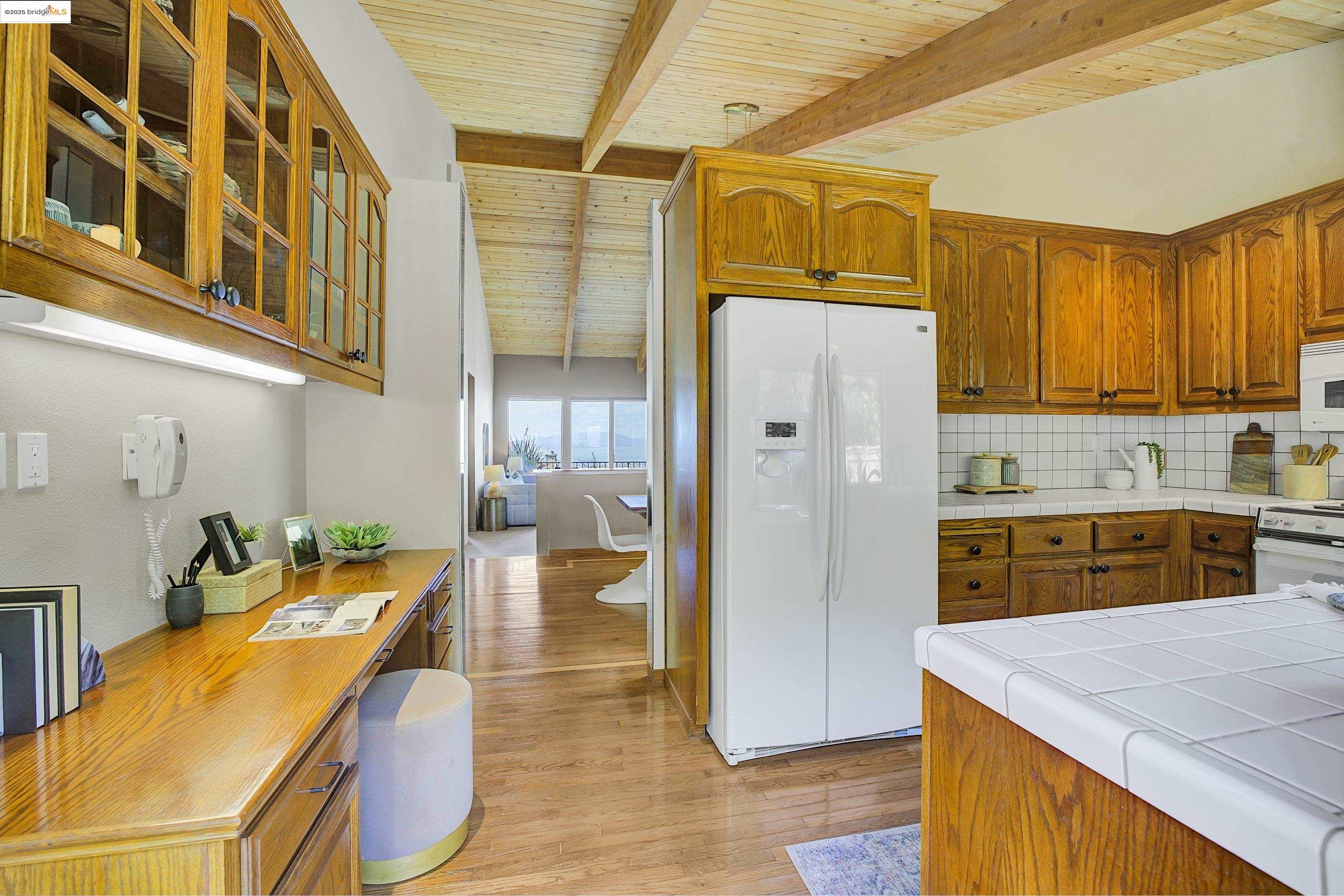 property-img