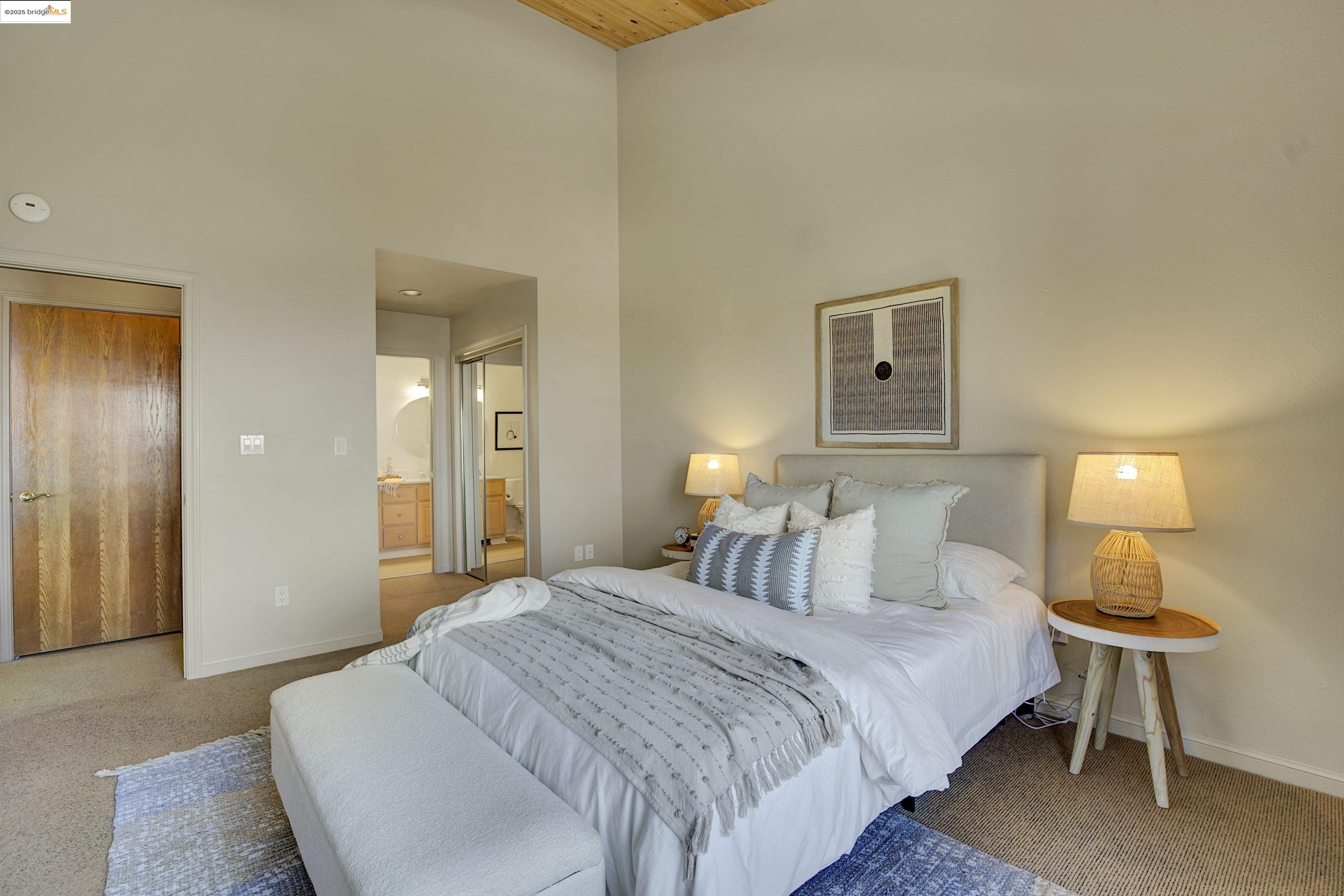property-img