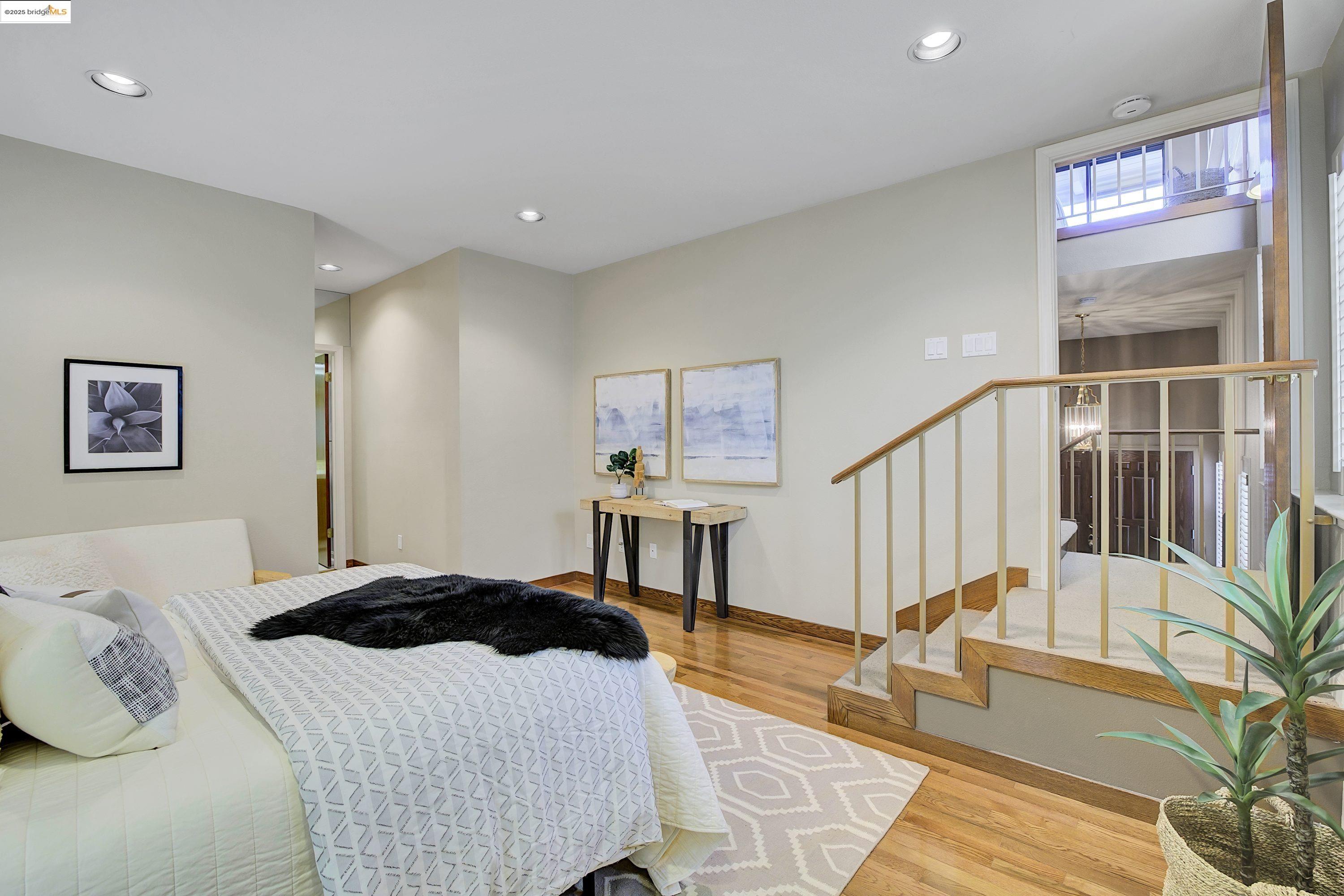 property-img