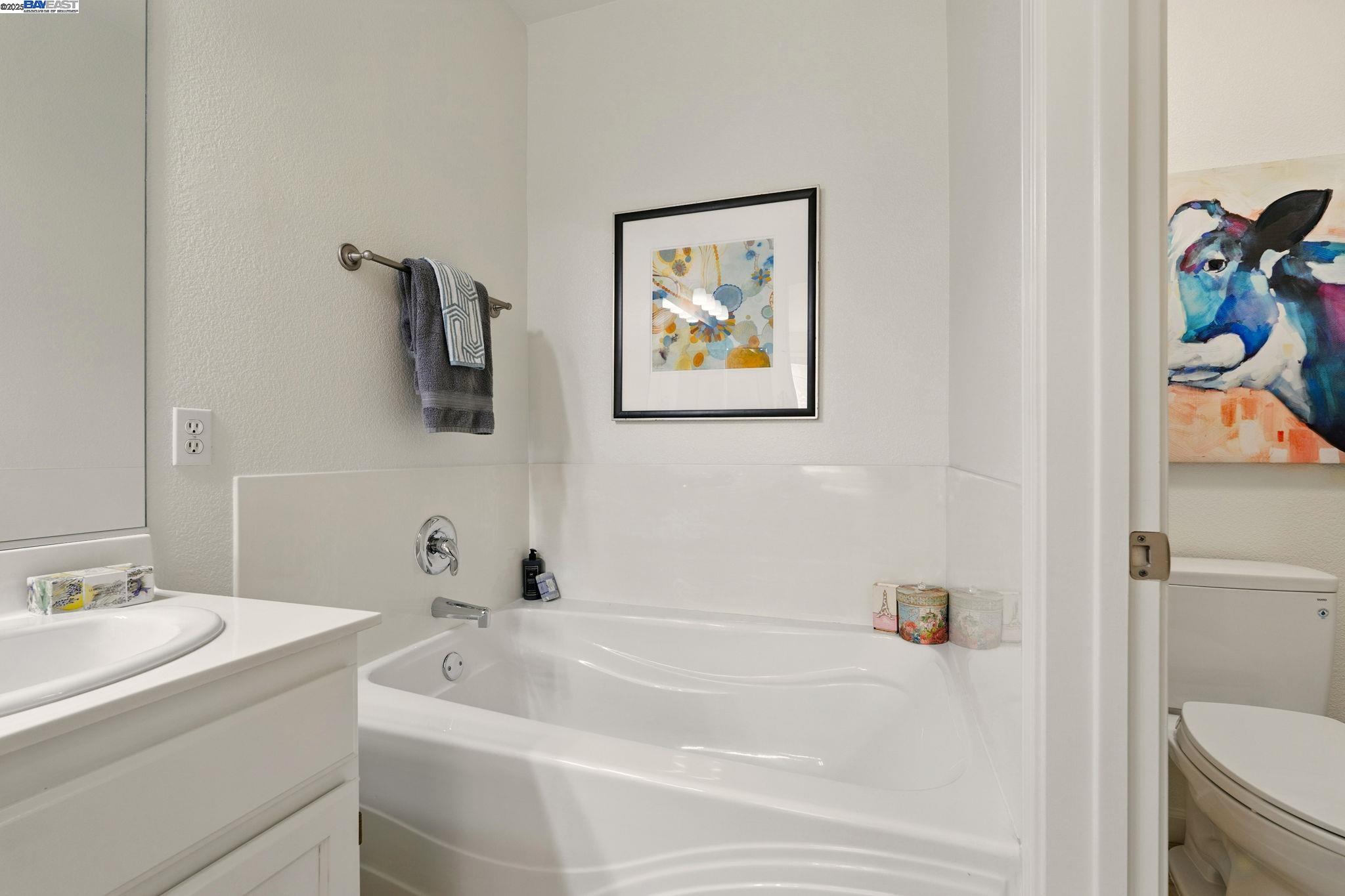 property-img