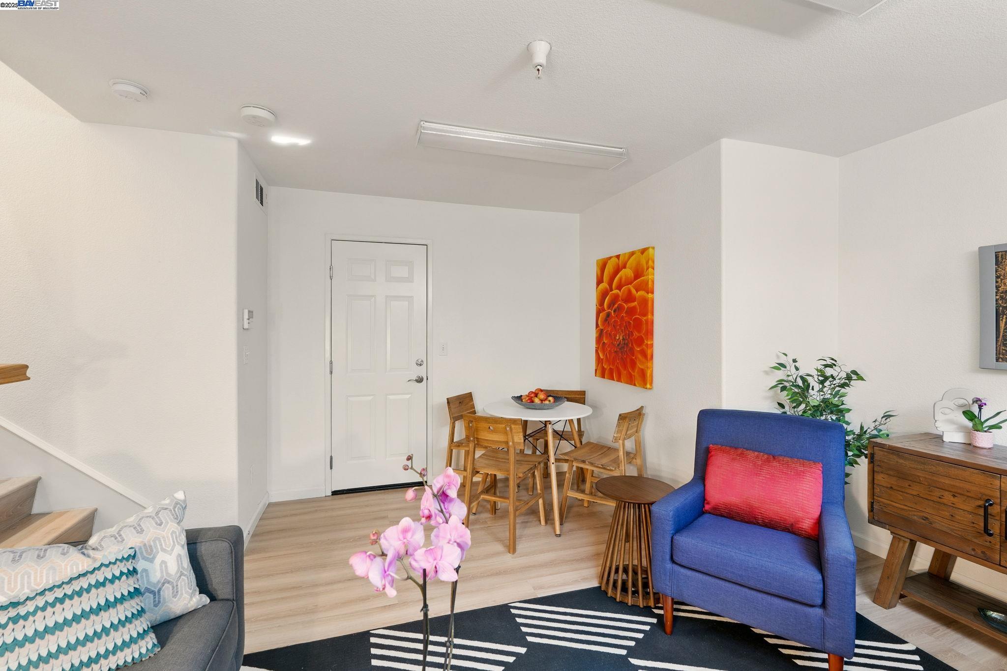 property-img