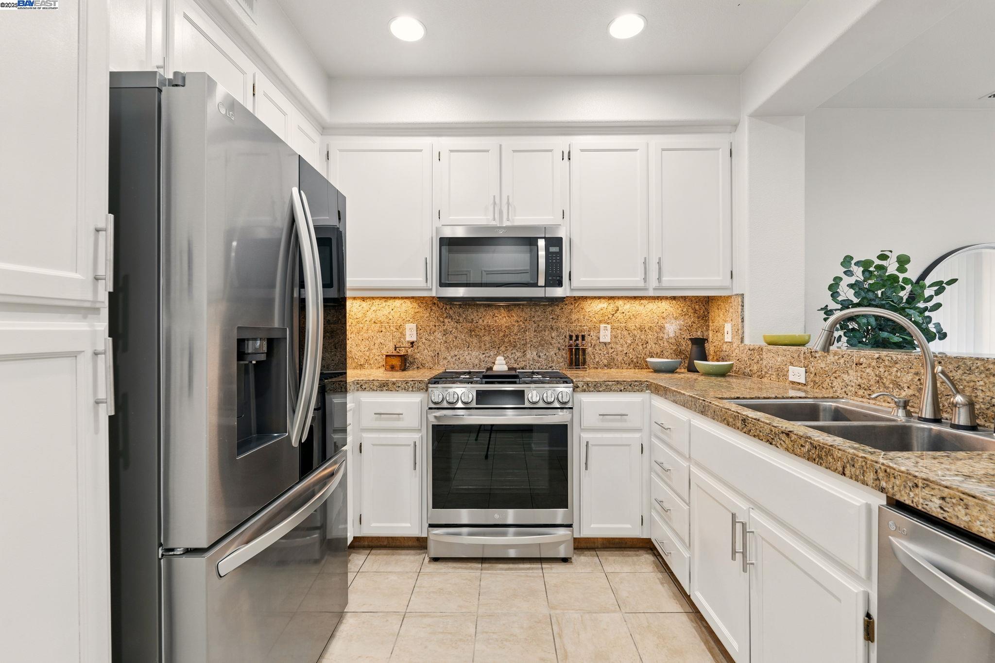 property-img