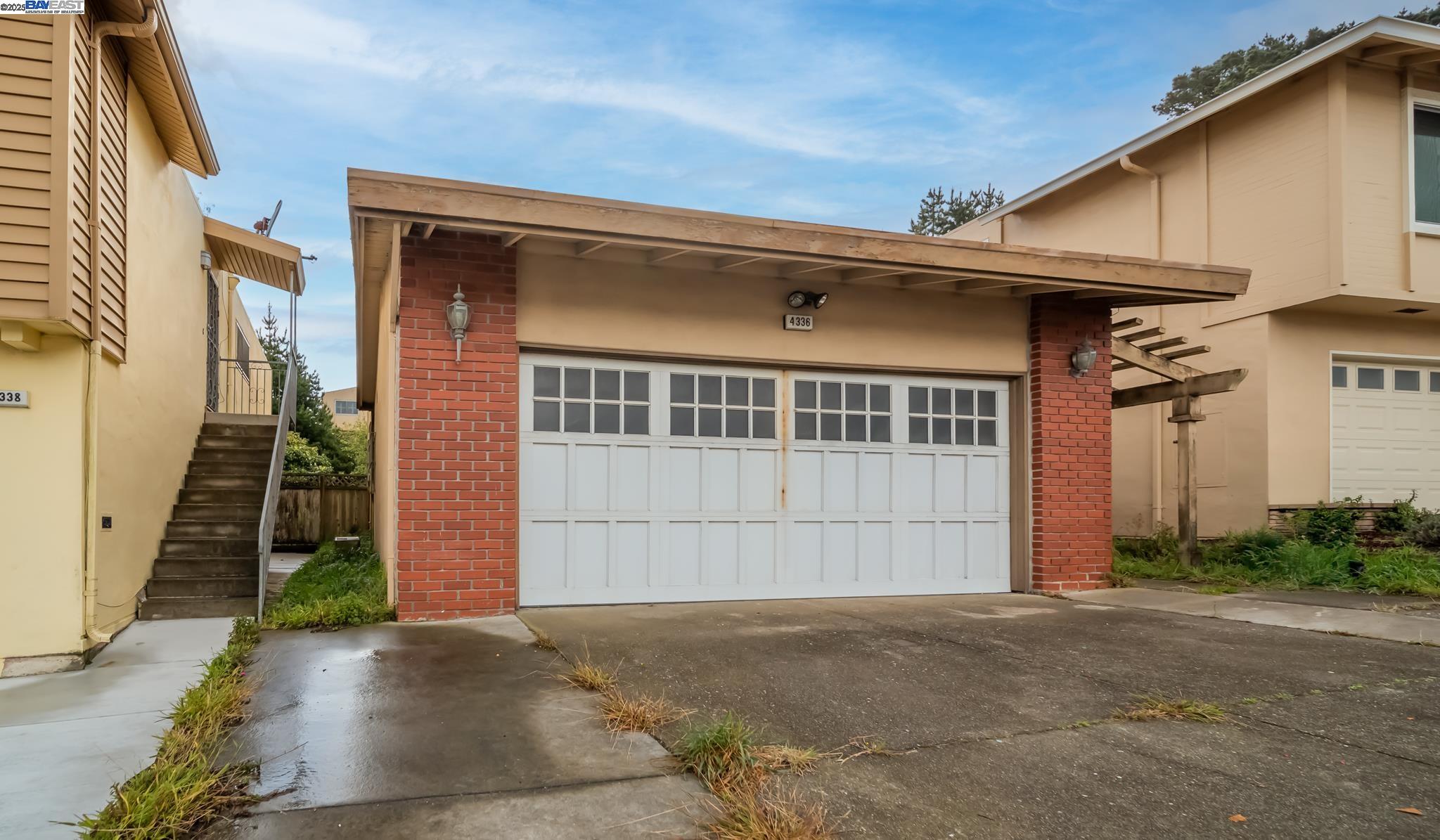 Detail Gallery Image 1 of 1 For 4336 Callan Blvd, Daly City,  CA 94015 - 3 Beds | 2/1 Baths