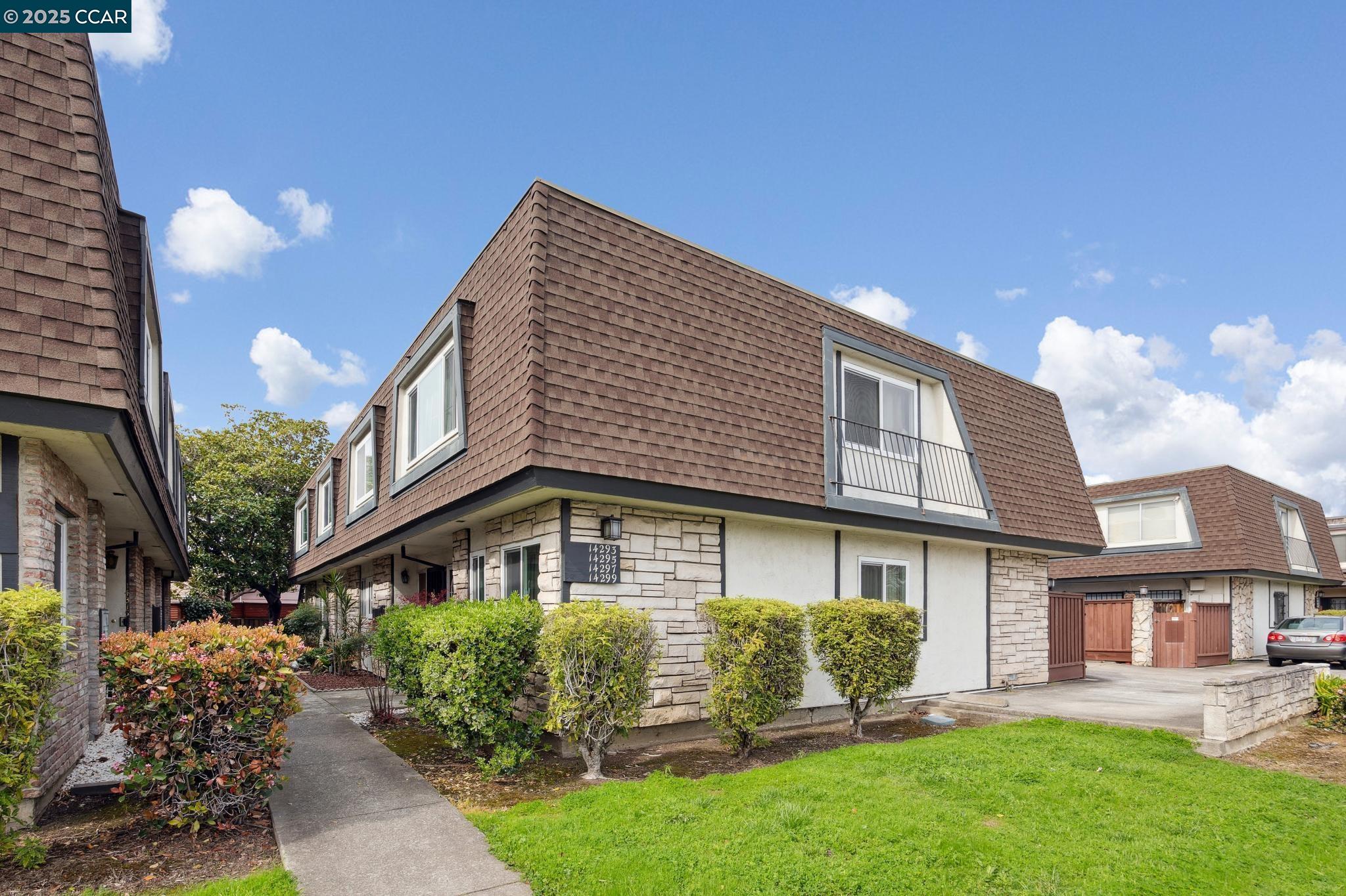 Detail Gallery Image 1 of 26 For 14295 Doolittle Dr, San Leandro,  CA 94577 - 2 Beds | 1/1 Baths