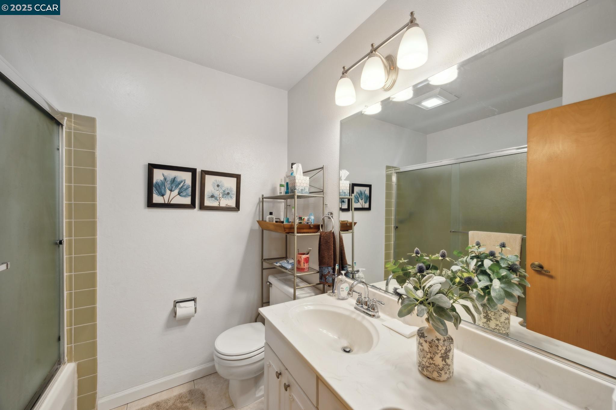 Detail Gallery Image 23 of 26 For 14295 Doolittle Dr, San Leandro,  CA 94577 - 2 Beds | 1/1 Baths