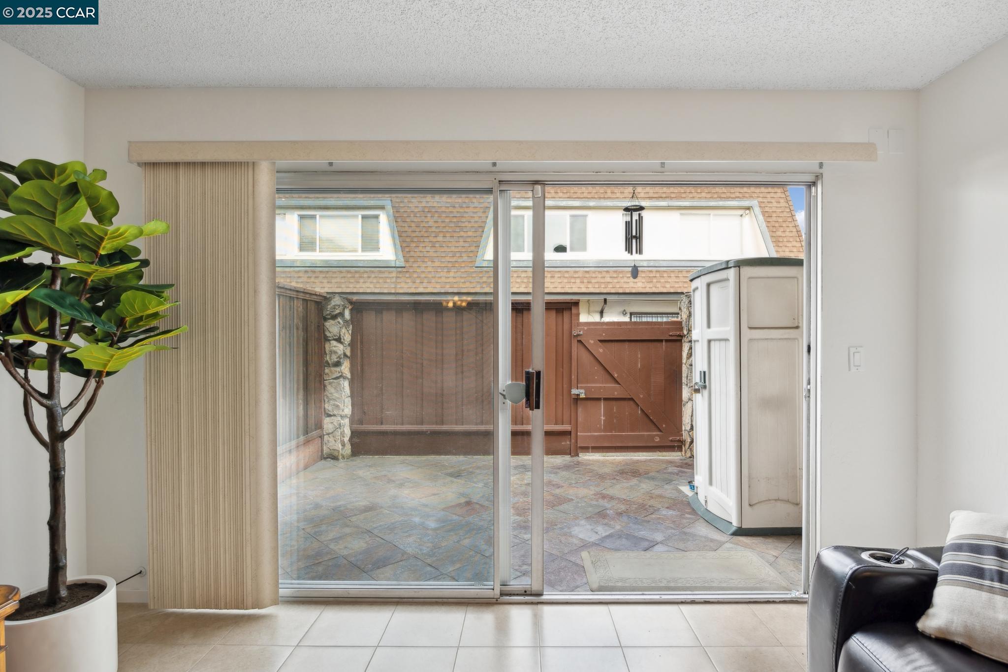 Detail Gallery Image 24 of 26 For 14295 Doolittle Dr, San Leandro,  CA 94577 - 2 Beds | 1/1 Baths