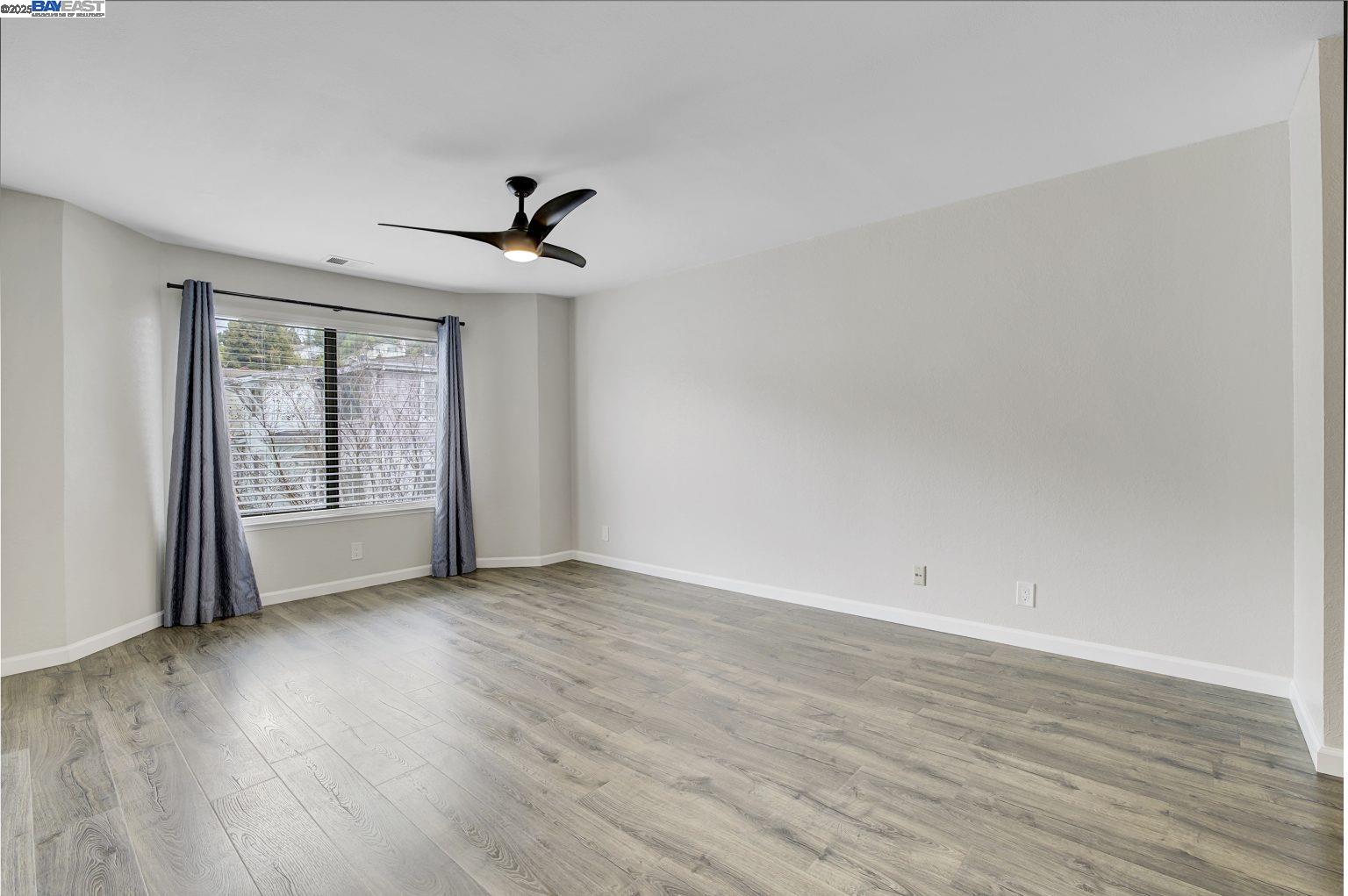 Detail Gallery Image 29 of 38 For 26953 Hayward Blvd #301,  Hayward,  CA 94542 - 2 Beds | 2 Baths