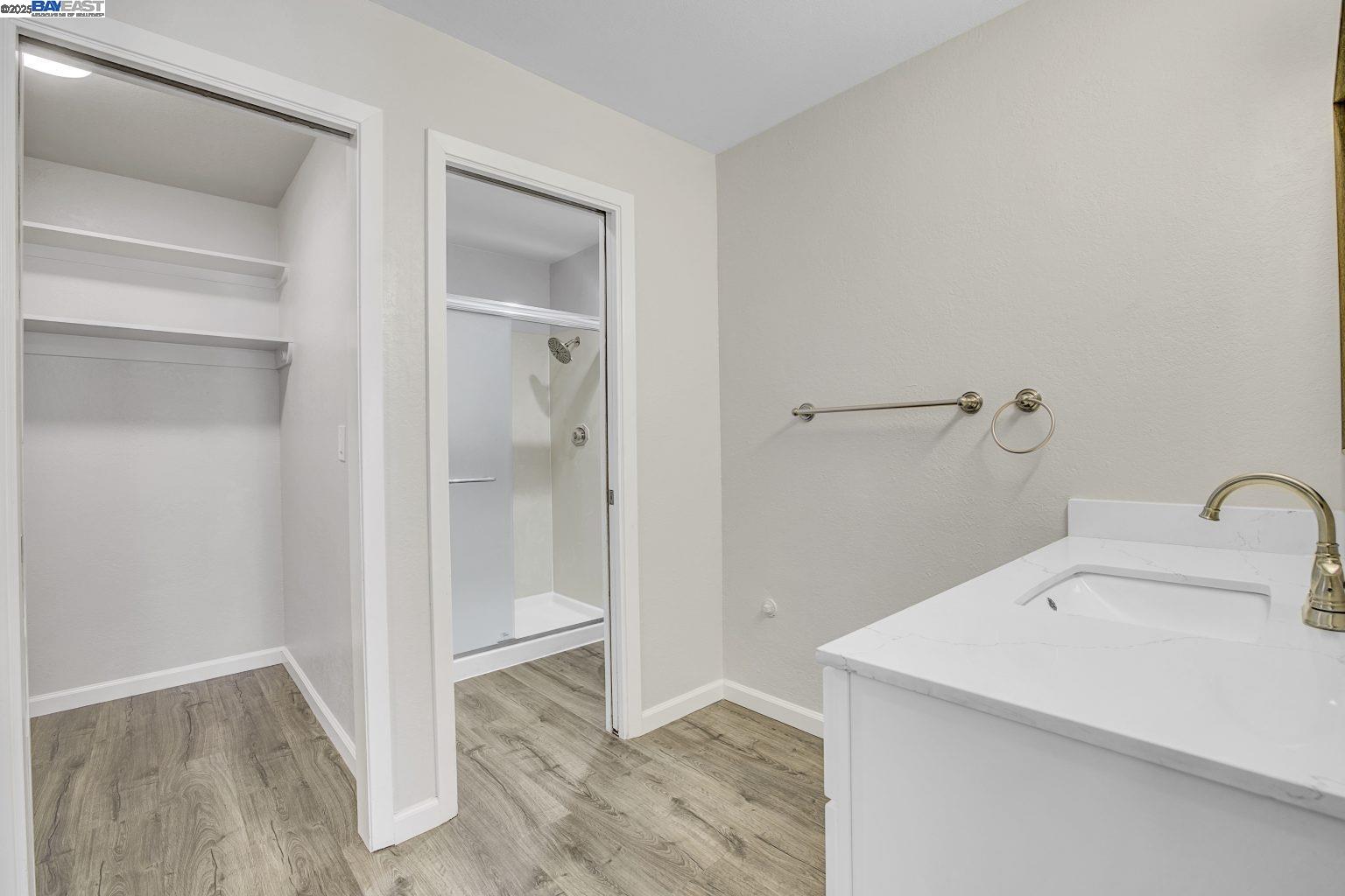 Detail Gallery Image 33 of 38 For 26953 Hayward Blvd #301,  Hayward,  CA 94542 - 2 Beds | 2 Baths