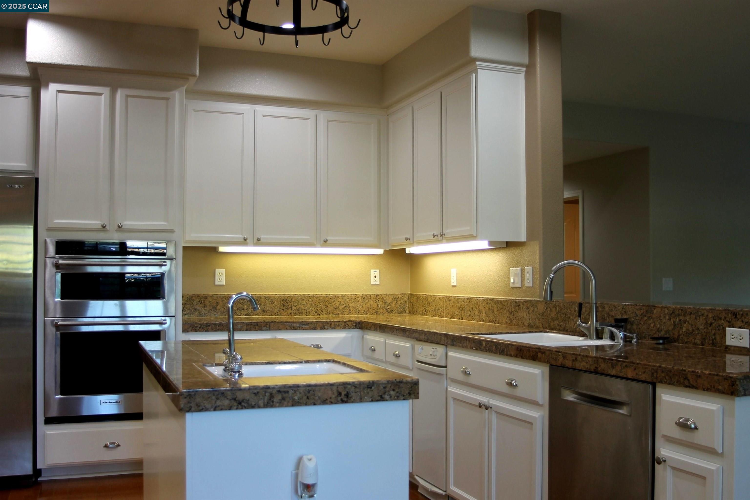 Detail Gallery Image 9 of 43 For 600 Bourne Ct, Danville,  CA 94506 - 4 Beds | 3 Baths