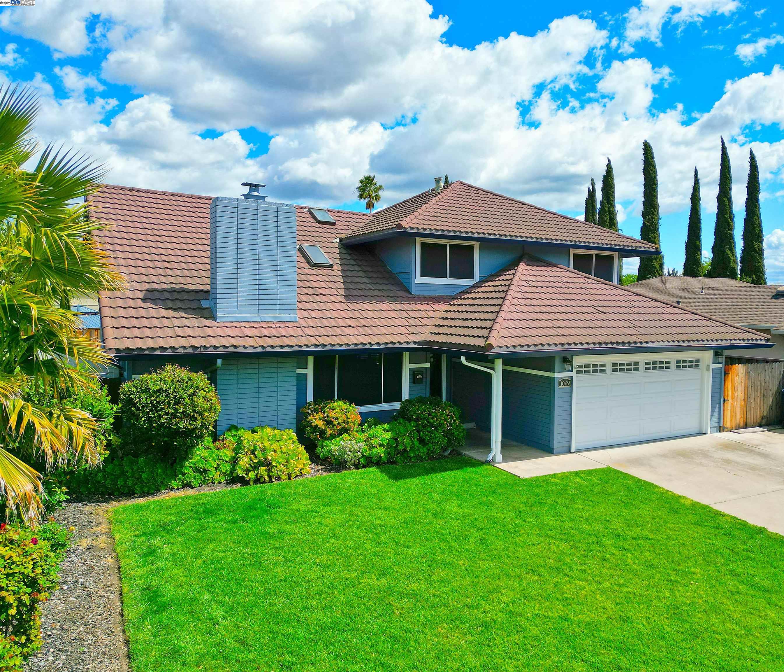 This Beautiful updated and spacious tri level home features 5 bd 2.5 ba 2127sq ft Remodeled kitchen with new S/S appliances,newer interior /exterior paint , new carpet and flooring , updated bathrooms, new fixtures and hardware, designer window treatments ,new HVAC system, attic Fan and attic  insulation, Finished garage with new garage door and motor. large backyard with professional landscaping it’s stamped concrete patio . Easy access to Isabel extension,don’t miss this one