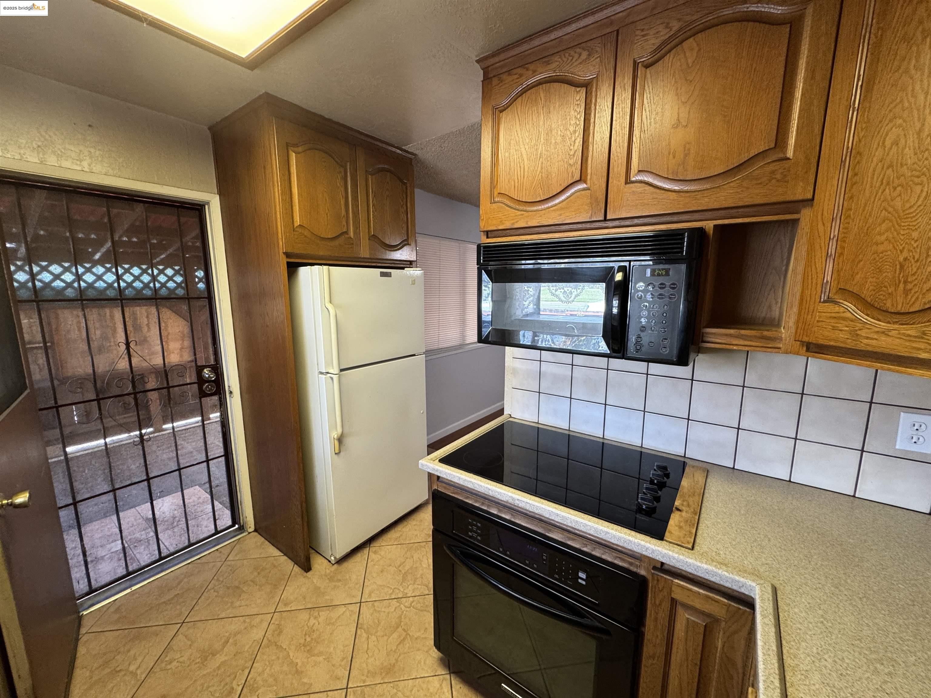 property-img