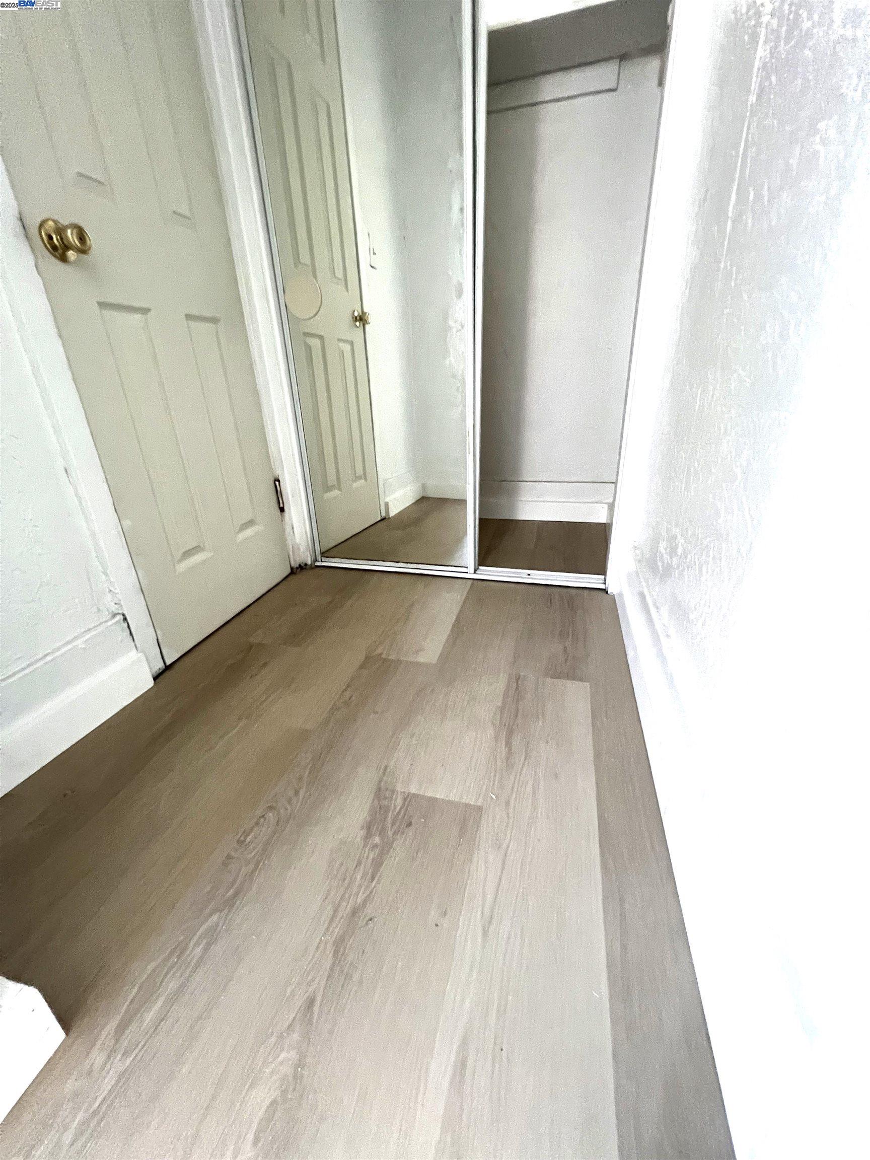 Detail Gallery Image 11 of 14 For 1604 72nd Street, Oakland,  CA 94621 - 3 Beds | 1/1 Baths