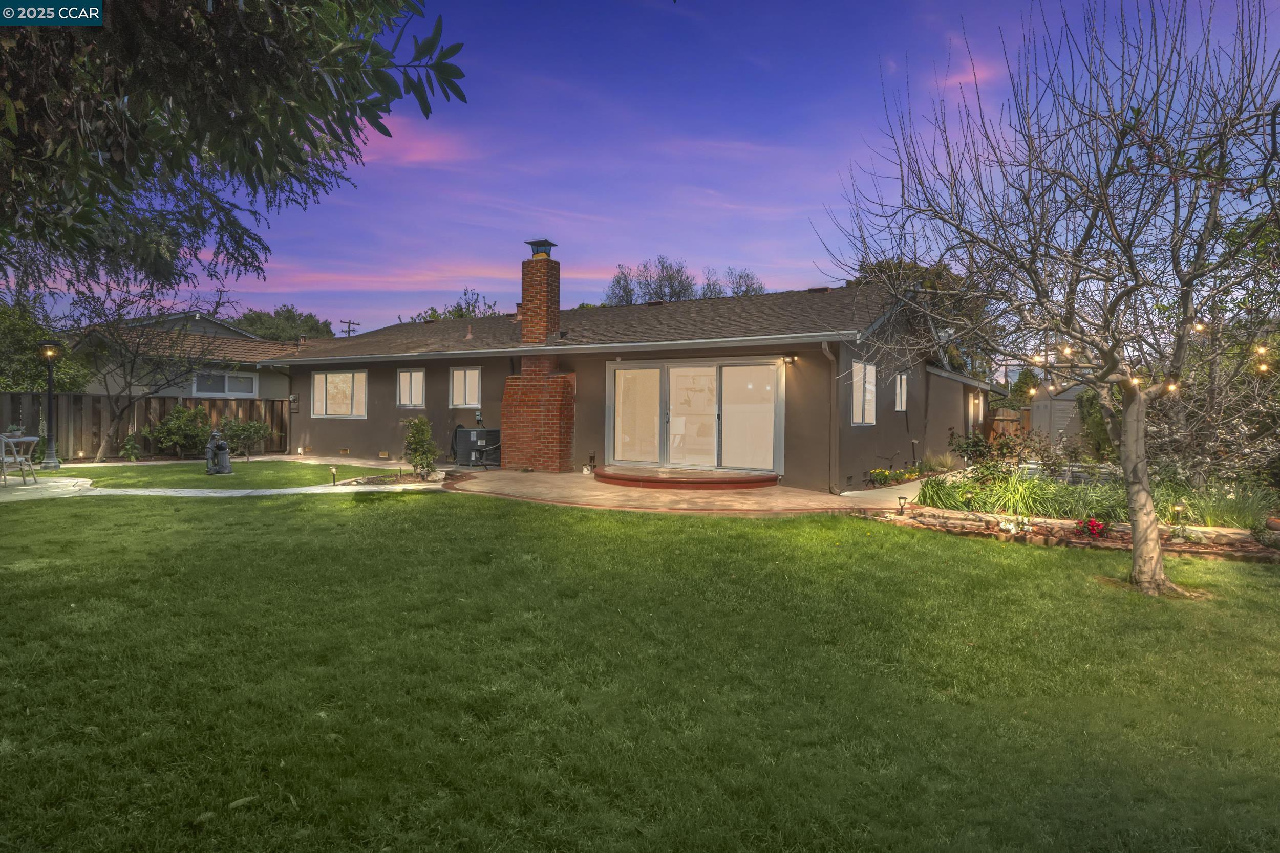 Detail Gallery Image 2 of 46 For 2926 Forbes Ave, Santa Clara,  CA 95051 - 3 Beds | 2 Baths