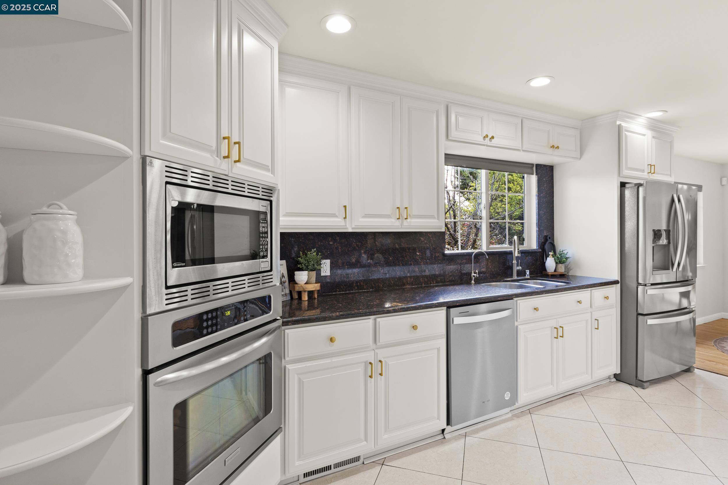Detail Gallery Image 16 of 46 For 2926 Forbes Ave, Santa Clara,  CA 95051 - 3 Beds | 2 Baths
