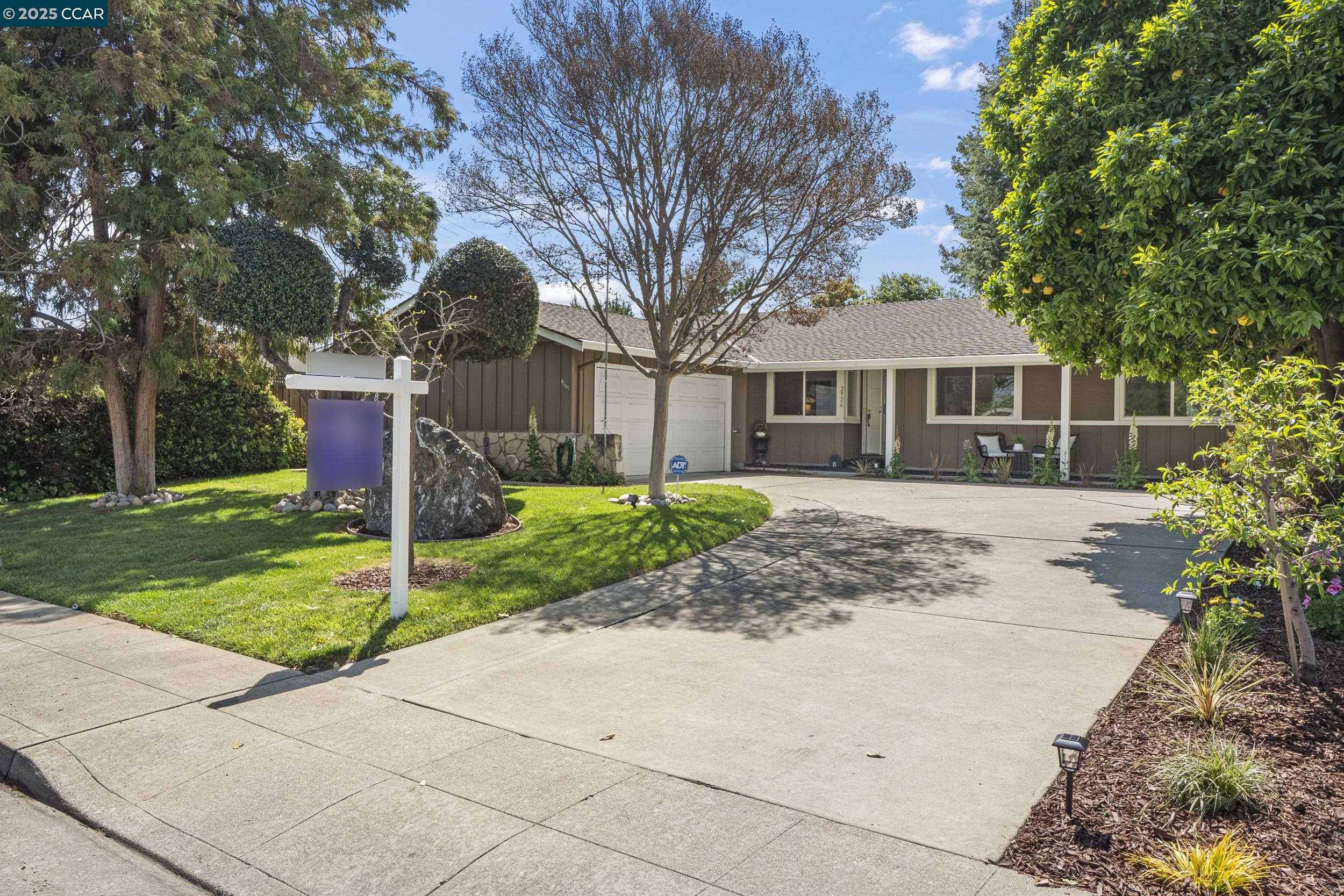 Detail Gallery Image 4 of 46 For 2926 Forbes Ave, Santa Clara,  CA 95051 - 3 Beds | 2 Baths