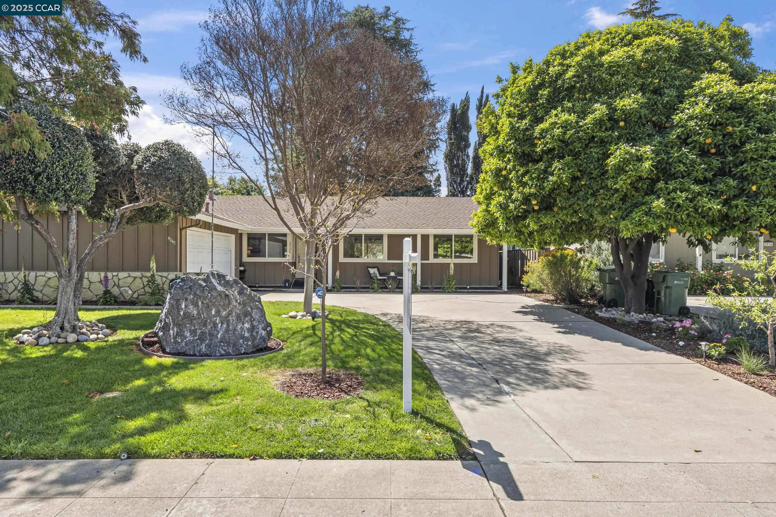 Detail Gallery Image 5 of 46 For 2926 Forbes Ave, Santa Clara,  CA 95051 - 3 Beds | 2 Baths