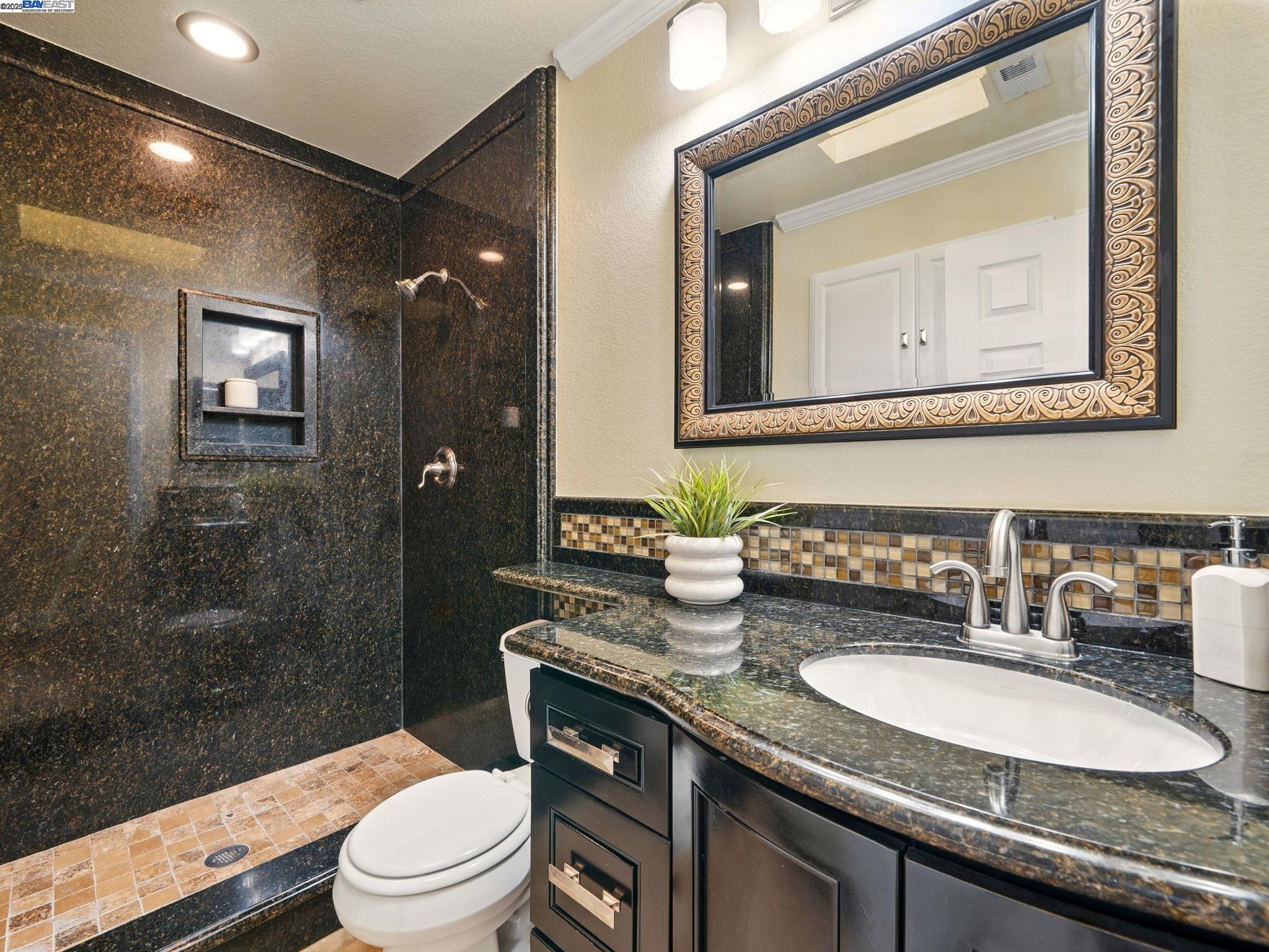 Detail Gallery Image 19 of 32 For 33537 Bardolph Cir, Fremont,  CA 94555 - 4 Beds | 2 Baths