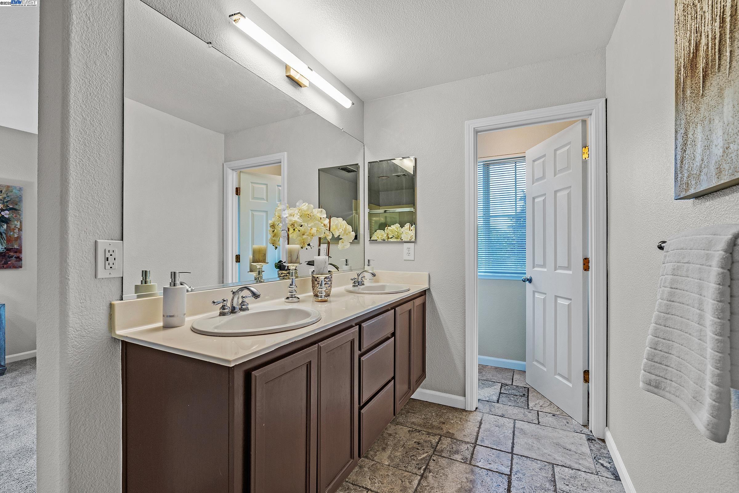 Photo #11: 41091690 Listing: Photo #11