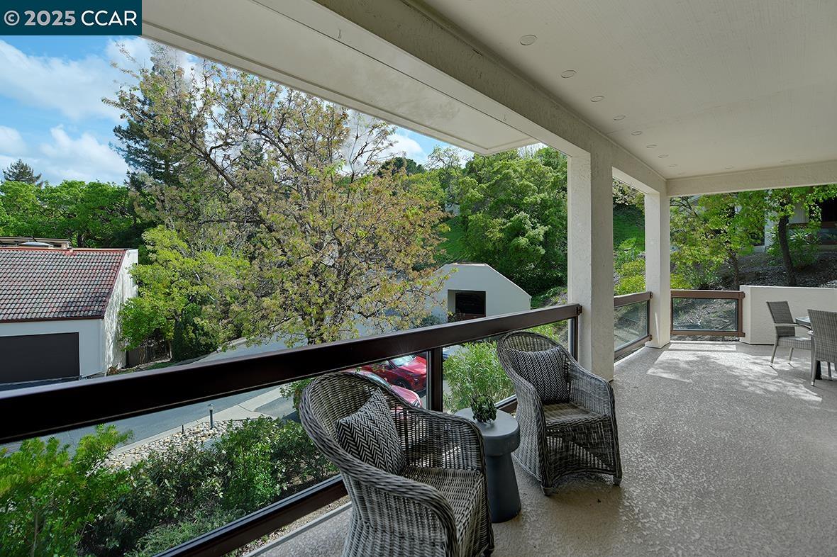 Detail Gallery Image 13 of 60 For 3244 Terra Granada Dr 2a,  Walnut Creek,  CA 94595 - 2 Beds | 2 Baths