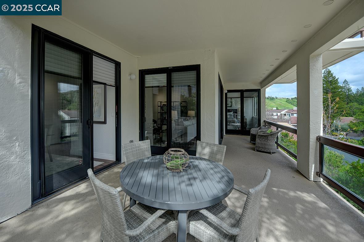 Detail Gallery Image 16 of 60 For 3244 Terra Granada Dr 2a,  Walnut Creek,  CA 94595 - 2 Beds | 2 Baths