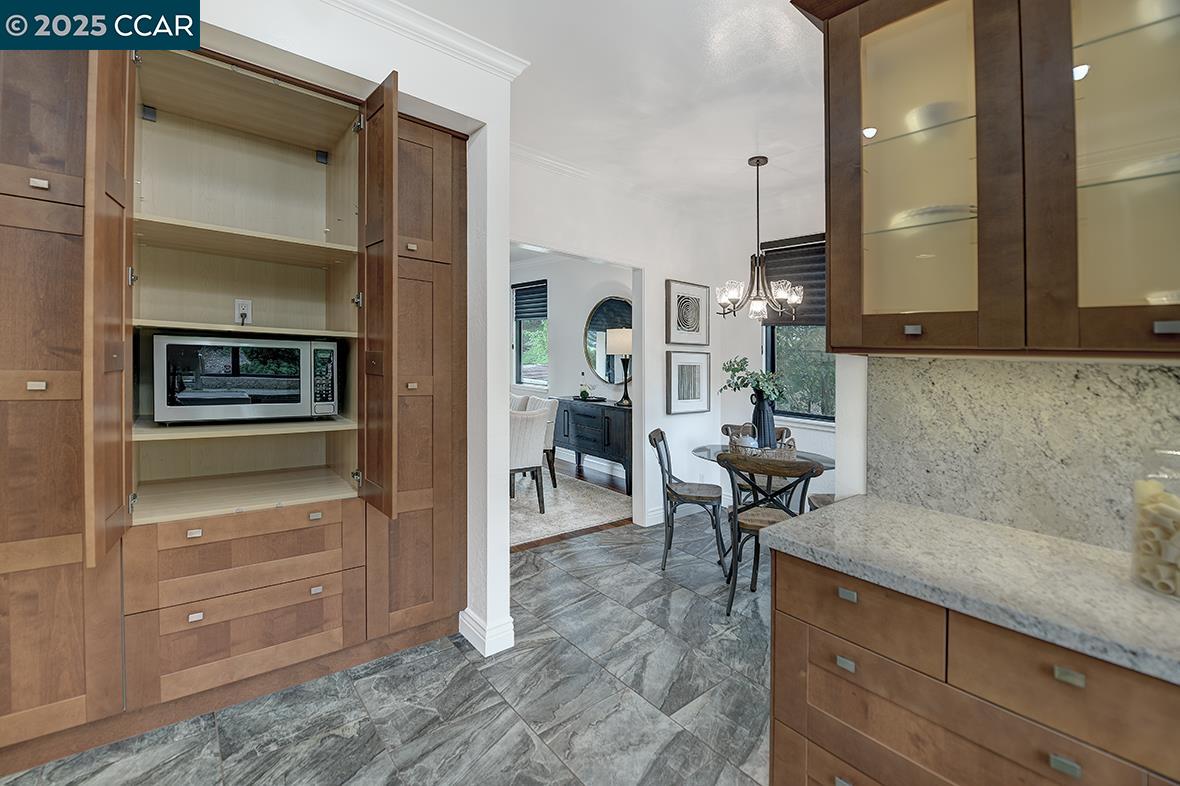 Detail Gallery Image 21 of 60 For 3244 Terra Granada Dr 2a,  Walnut Creek,  CA 94595 - 2 Beds | 2 Baths