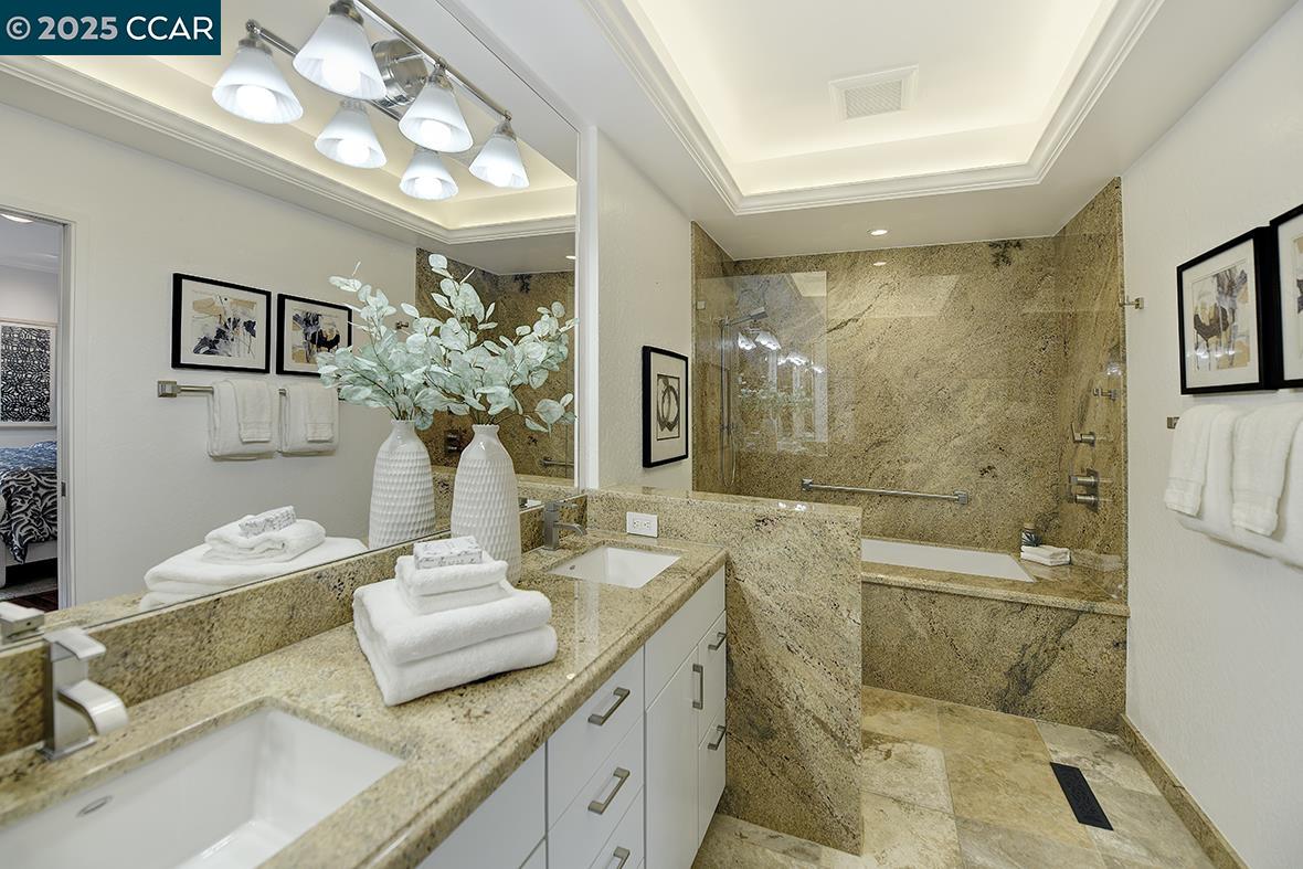 Detail Gallery Image 29 of 60 For 3244 Terra Granada Dr 2a,  Walnut Creek,  CA 94595 - 2 Beds | 2 Baths