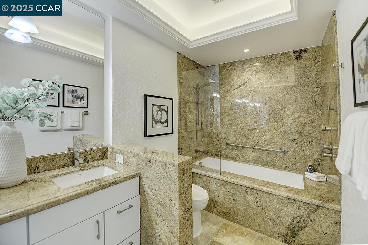 Detail Gallery Image 30 of 60 For 3244 Terra Granada Dr 2a,  Walnut Creek,  CA 94595 - 2 Beds | 2 Baths
