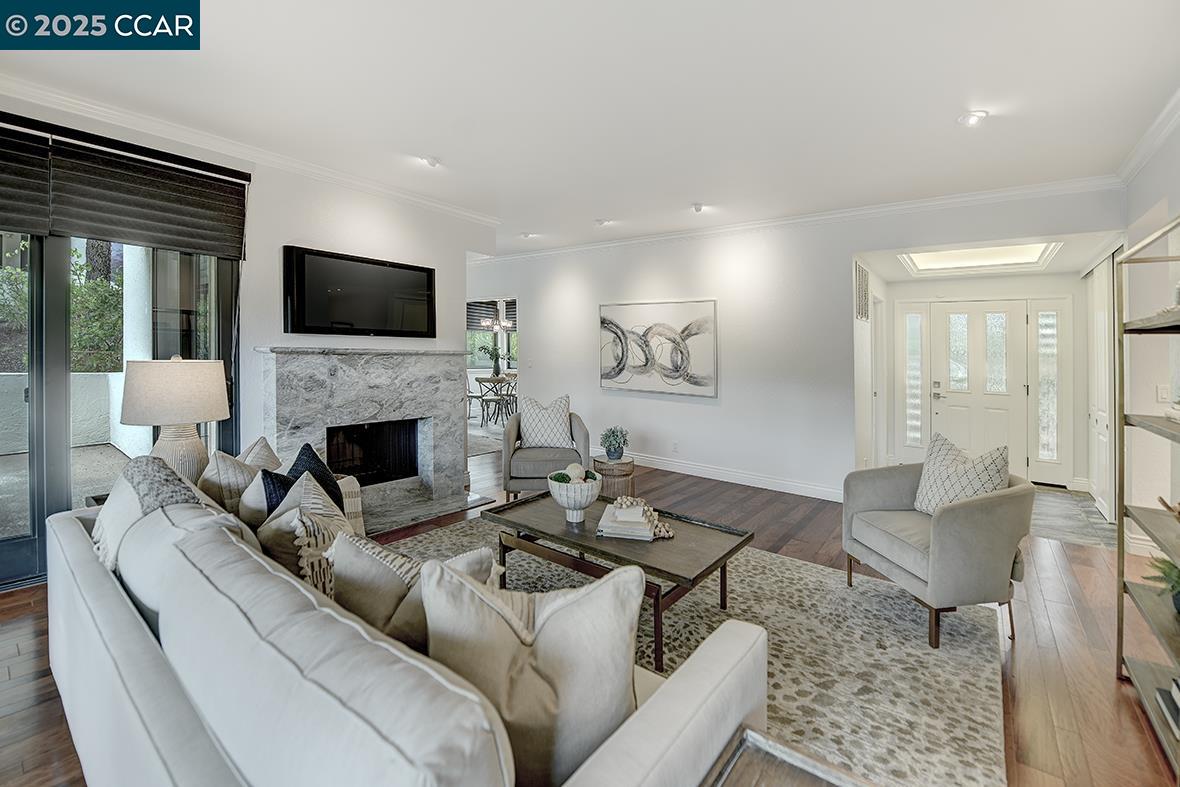 Detail Gallery Image 6 of 60 For 3244 Terra Granada Dr 2a,  Walnut Creek,  CA 94595 - 2 Beds | 2 Baths