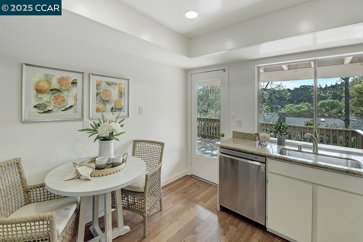Detail Gallery Image 12 of 48 For 2175 Cactus Ct #4,  Walnut Creek,  CA 94595 - 2 Beds | 2 Baths