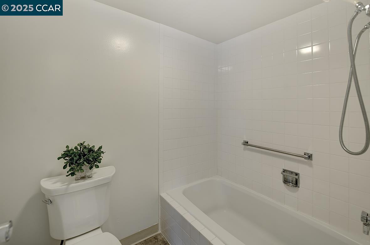 Detail Gallery Image 28 of 50 For 2175 Cactus Ct #4,  Walnut Creek,  CA 94595 - 2 Beds | 2 Baths