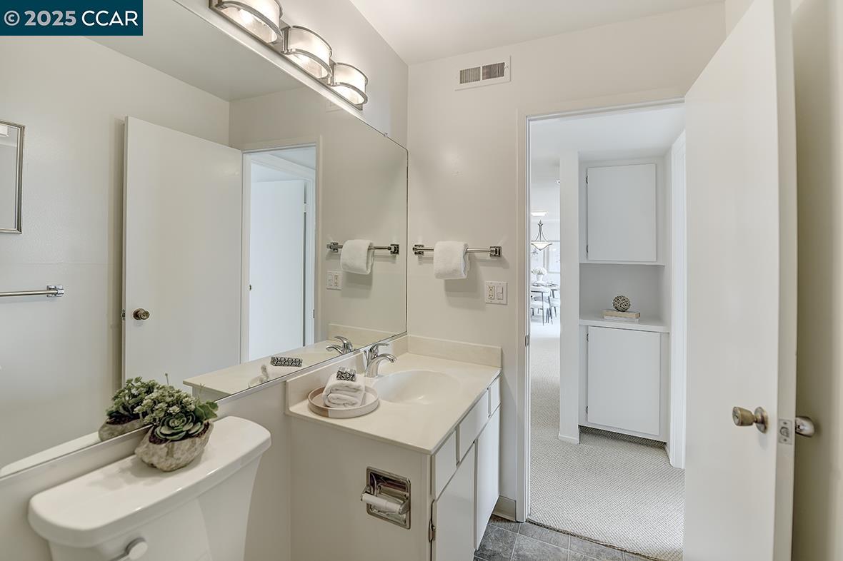 Detail Gallery Image 34 of 50 For 2175 Cactus Ct #4,  Walnut Creek,  CA 94595 - 2 Beds | 2 Baths
