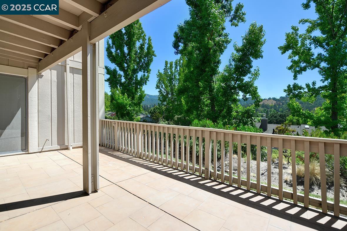 Detail Gallery Image 5 of 50 For 2175 Cactus Ct #4,  Walnut Creek,  CA 94595 - 2 Beds | 2 Baths
