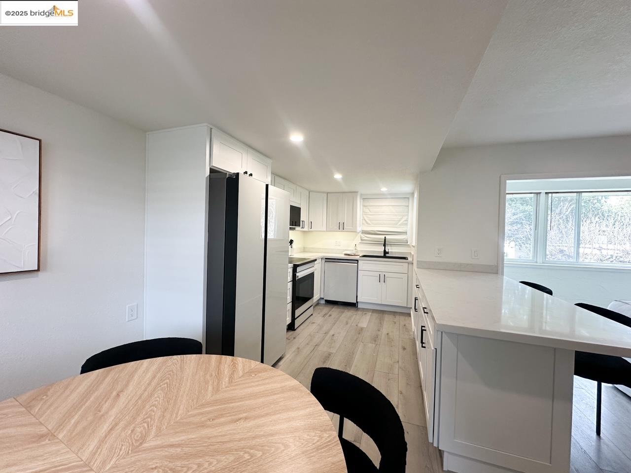 Detail Gallery Image 2 of 12 For 14225 Lora #90,  Los Gatos,  CA 95032 - 2 Beds | 1 Baths