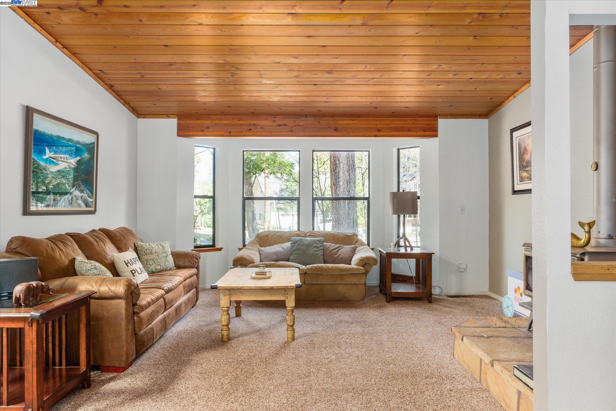 Detail Gallery Image 6 of 45 For 2919 Valley View Dr, Arnold,  CA 95223 - 5 Beds | 3 Baths