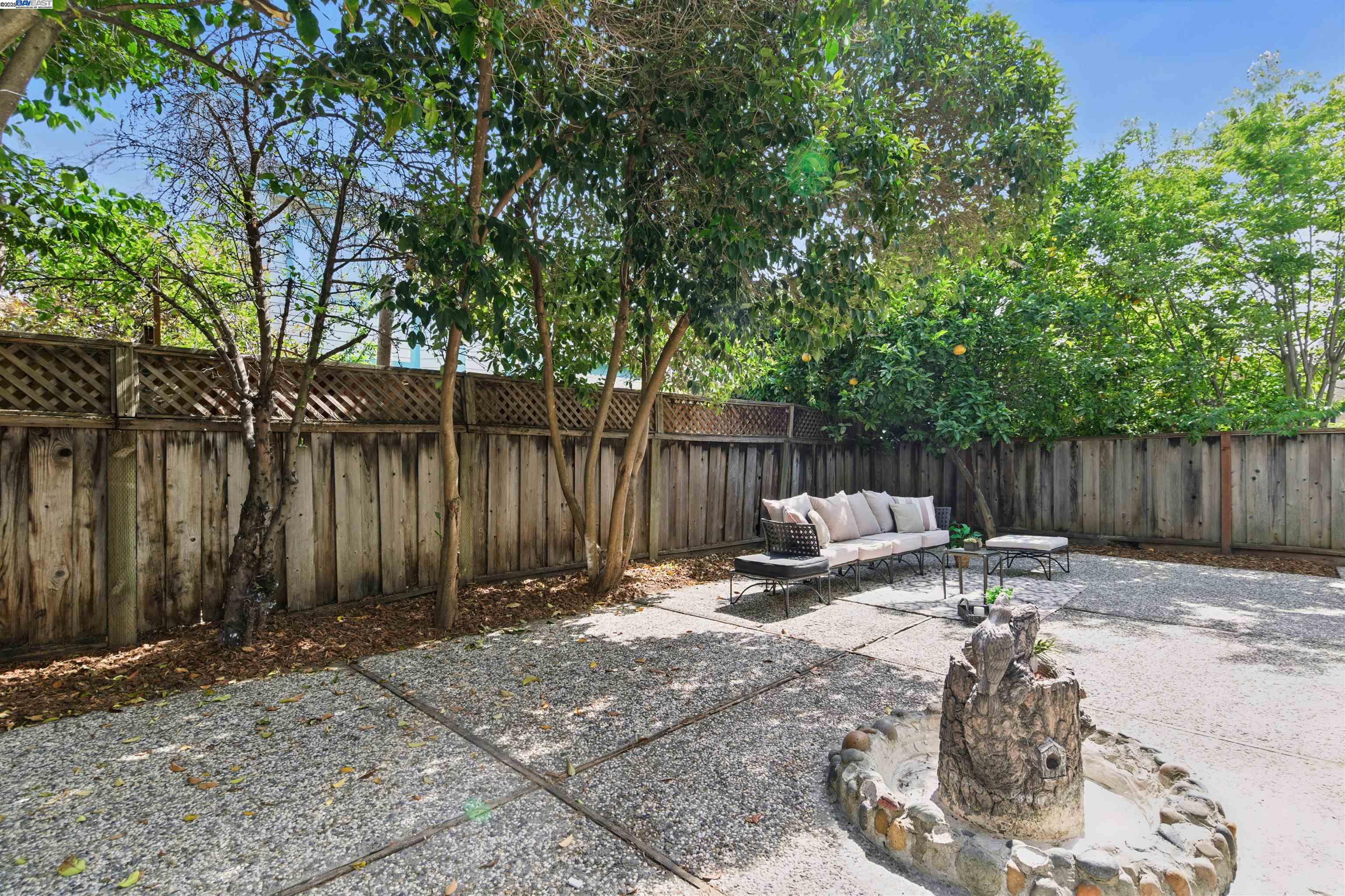 Detail Gallery Image 21 of 34 For 33243 Sunriver Cmn, Fremont,  CA 94555 - 4 Beds | 3 Baths