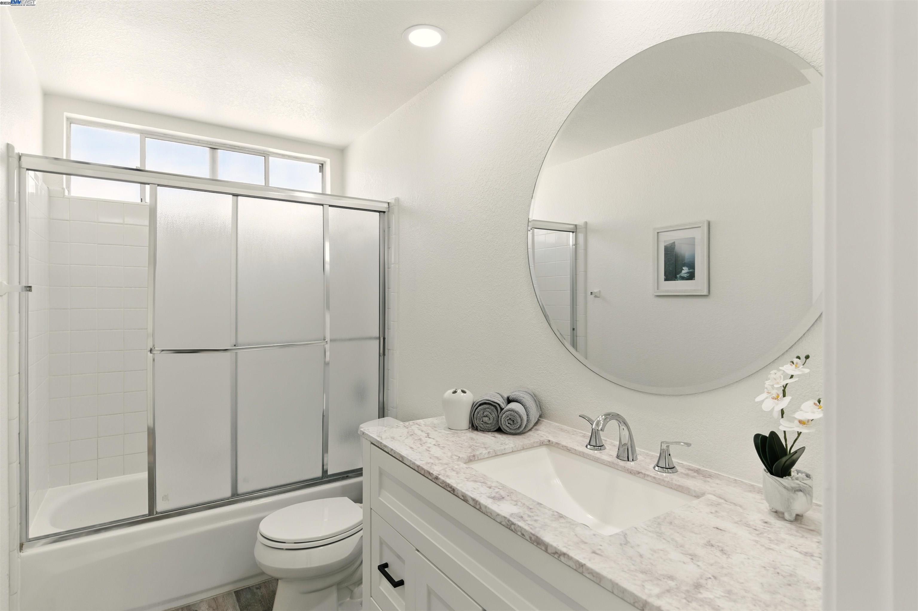 Detail Gallery Image 26 of 34 For 33243 Sunriver Cmn, Fremont,  CA 94555 - 4 Beds | 3 Baths