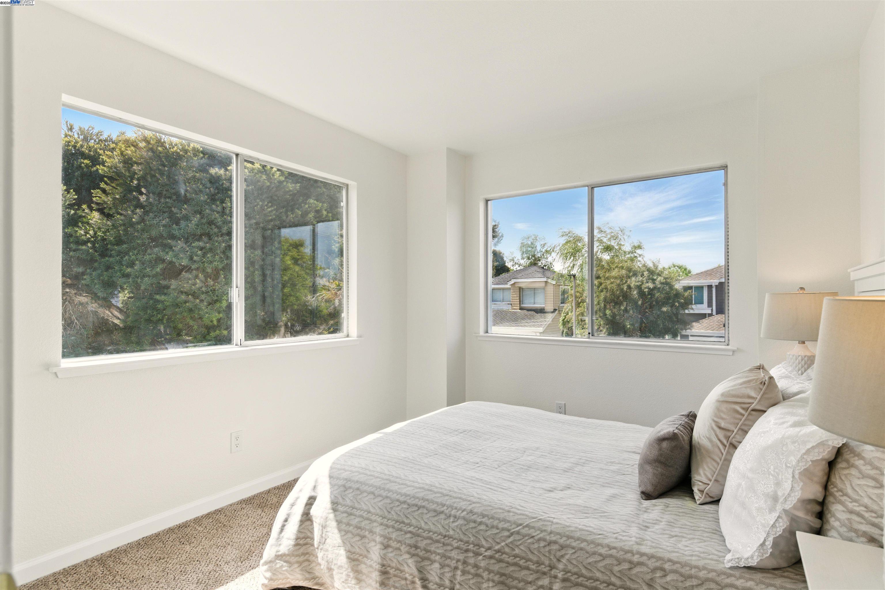 Detail Gallery Image 28 of 34 For 33243 Sunriver Cmn, Fremont,  CA 94555 - 4 Beds | 3 Baths