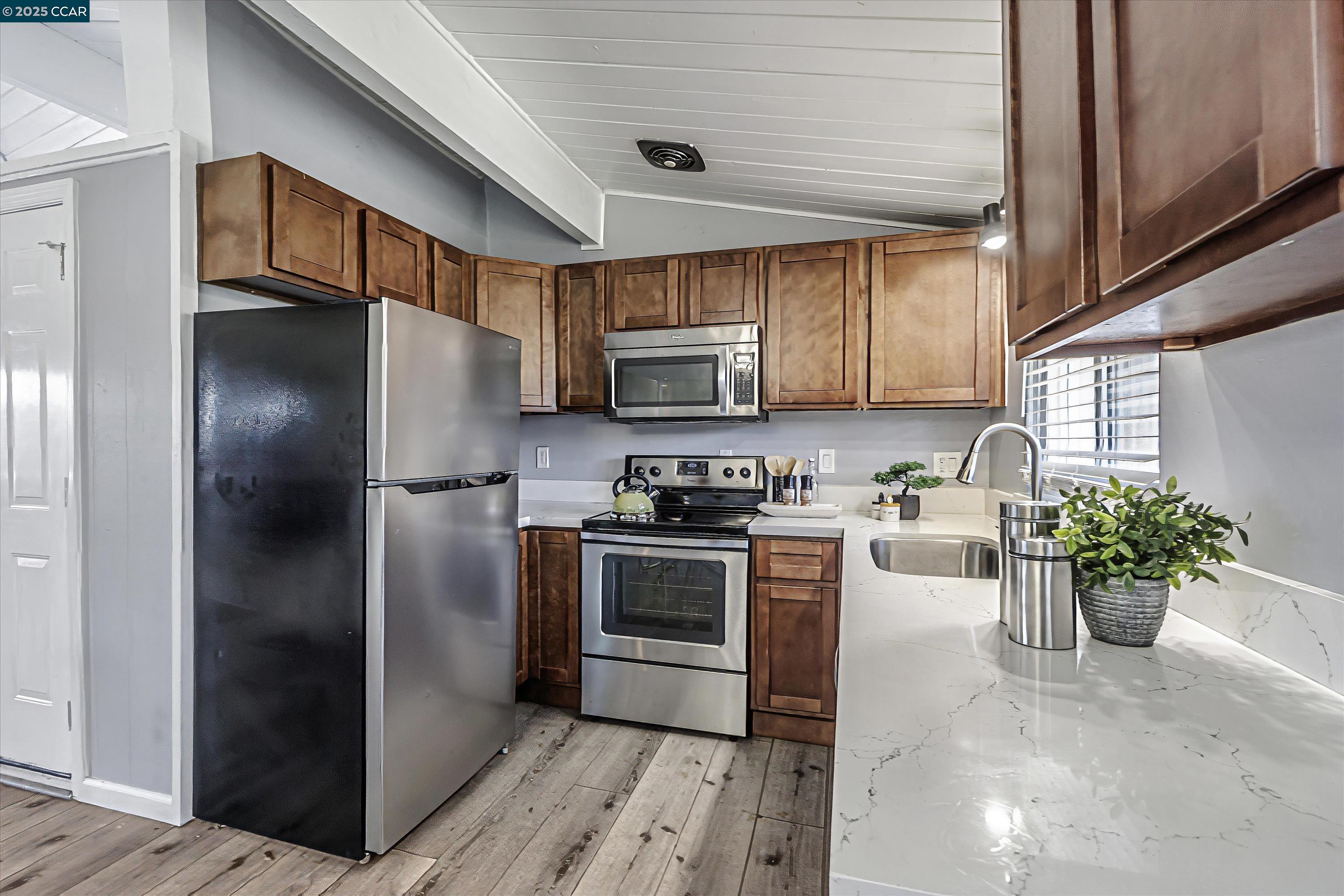Detail Gallery Image 11 of 45 For 3024 Justin Way, Concord,  CA 94520 - 3 Beds | 2 Baths