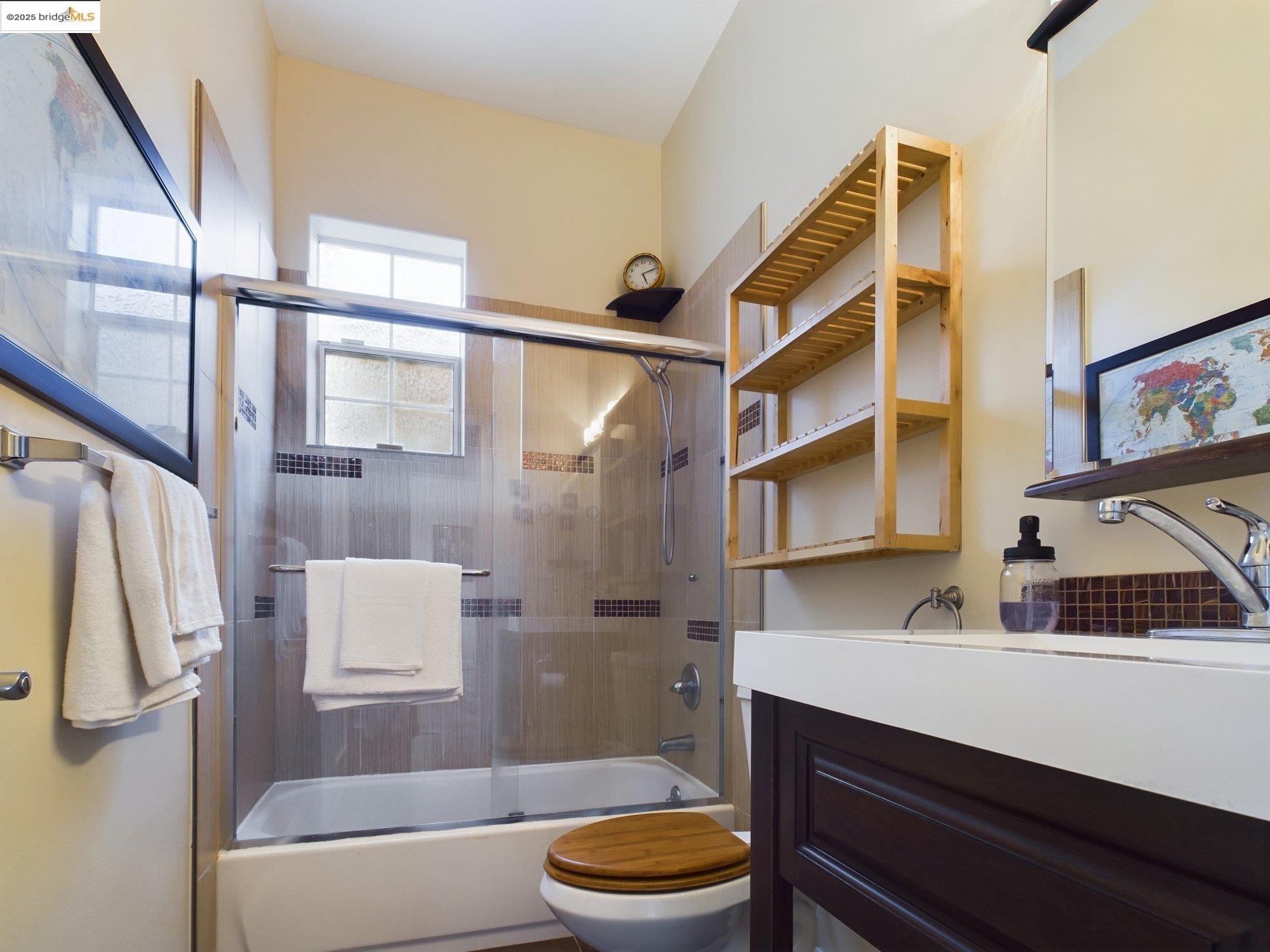 Detail Gallery Image 36 of 40 For 1488 14th St a,  Oakland,  CA 94607 - 2 Beds | 1 Baths
