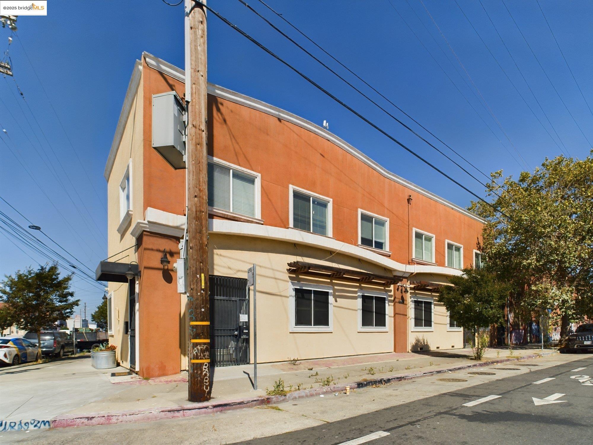 Detail Gallery Image 39 of 40 For 1488 14th St a,  Oakland,  CA 94607 - 2 Beds | 1 Baths