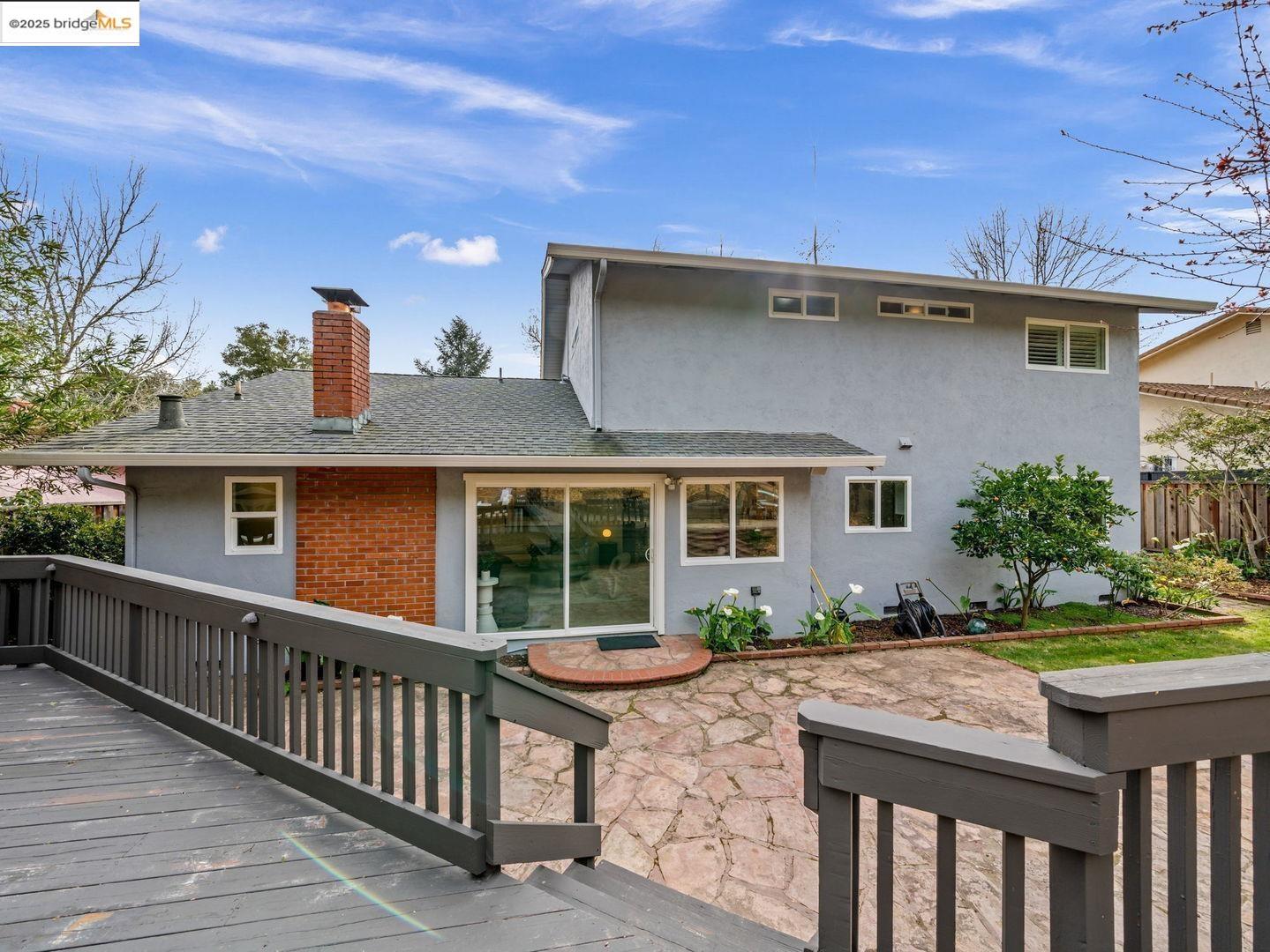7796 Surrey LN, Oakland, California 94605, 4 Bedrooms Bedrooms, 7 Rooms Rooms,2 BathroomsBathrooms,Residential,For Sale,7796 Surrey LN,41091750
